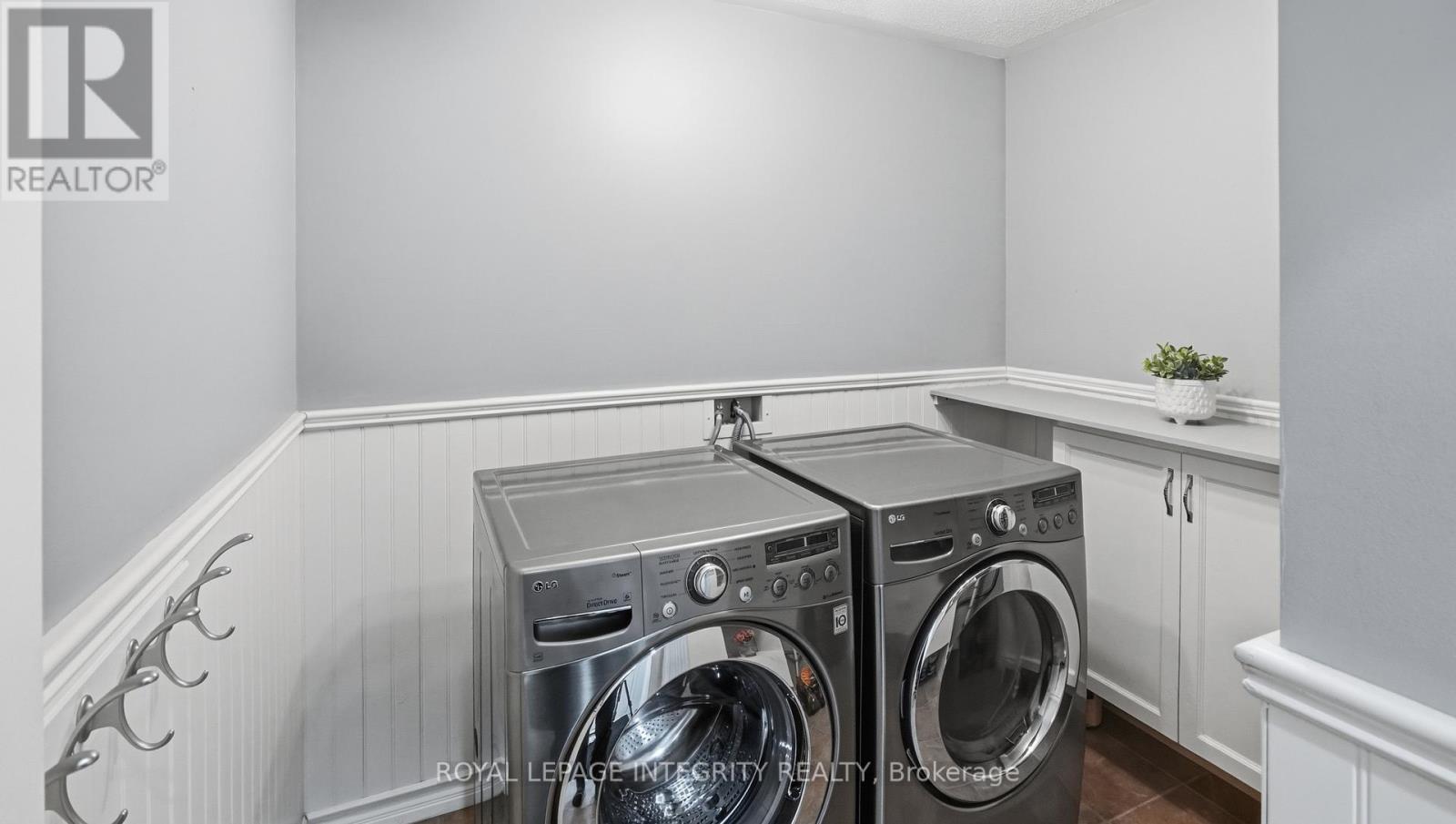 20 Farmfield Crescent