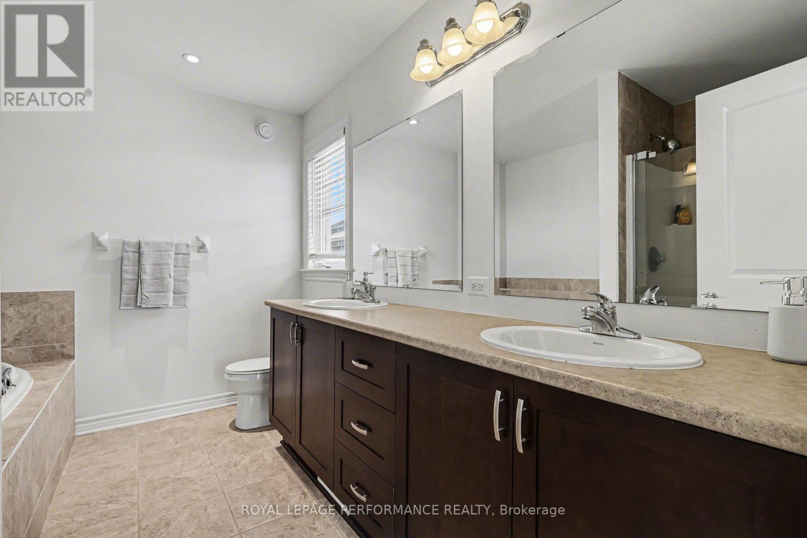 810 White Alder Avenue