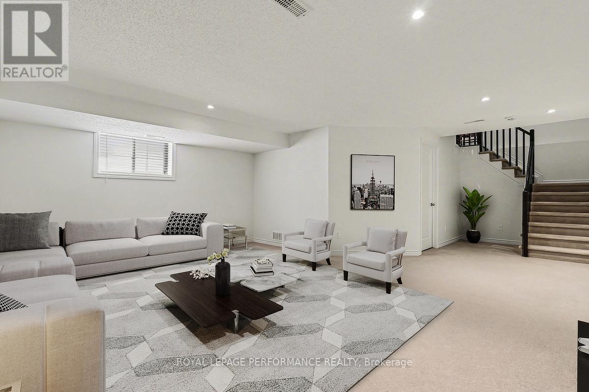 810 White Alder Avenue