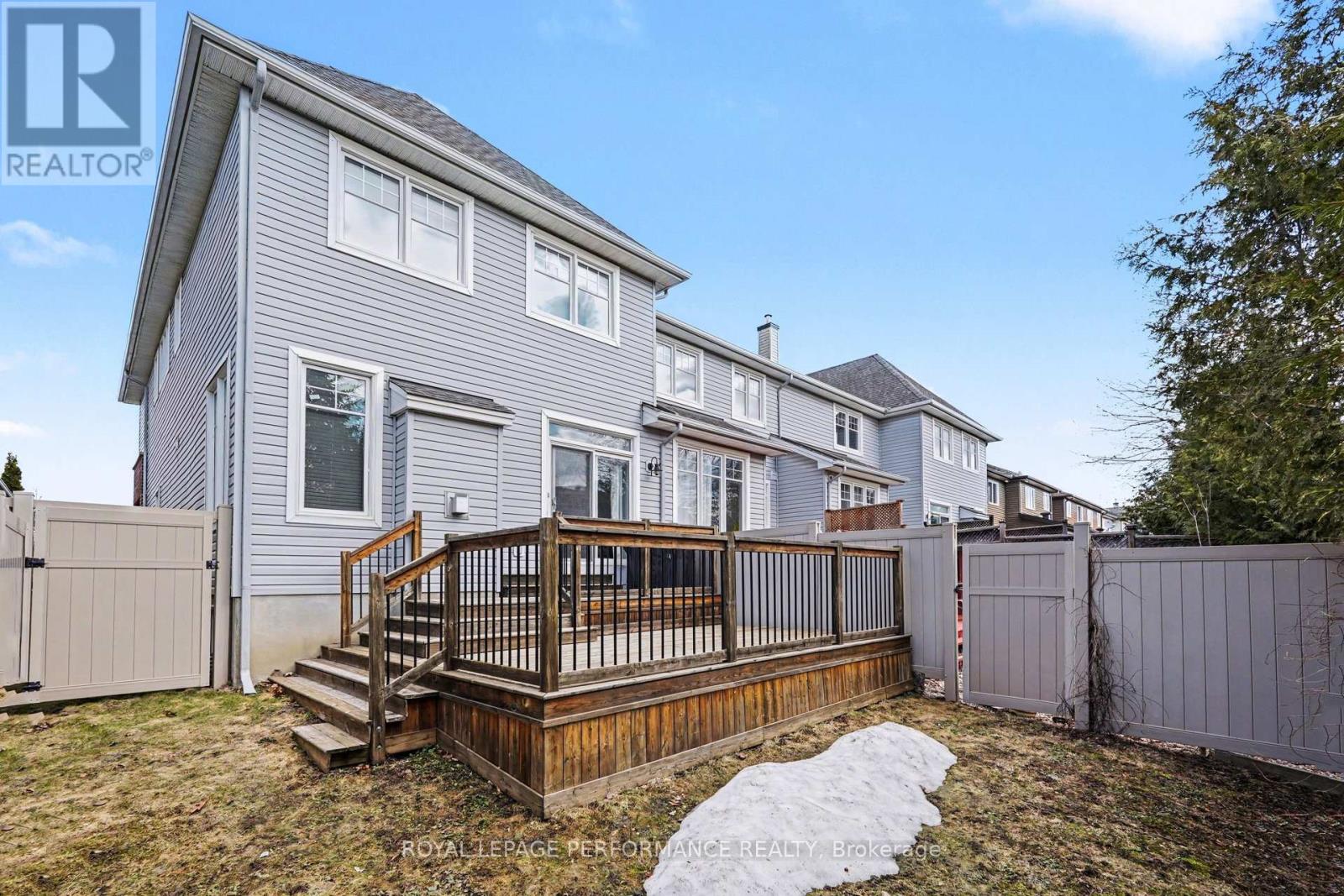 810 White Alder Avenue