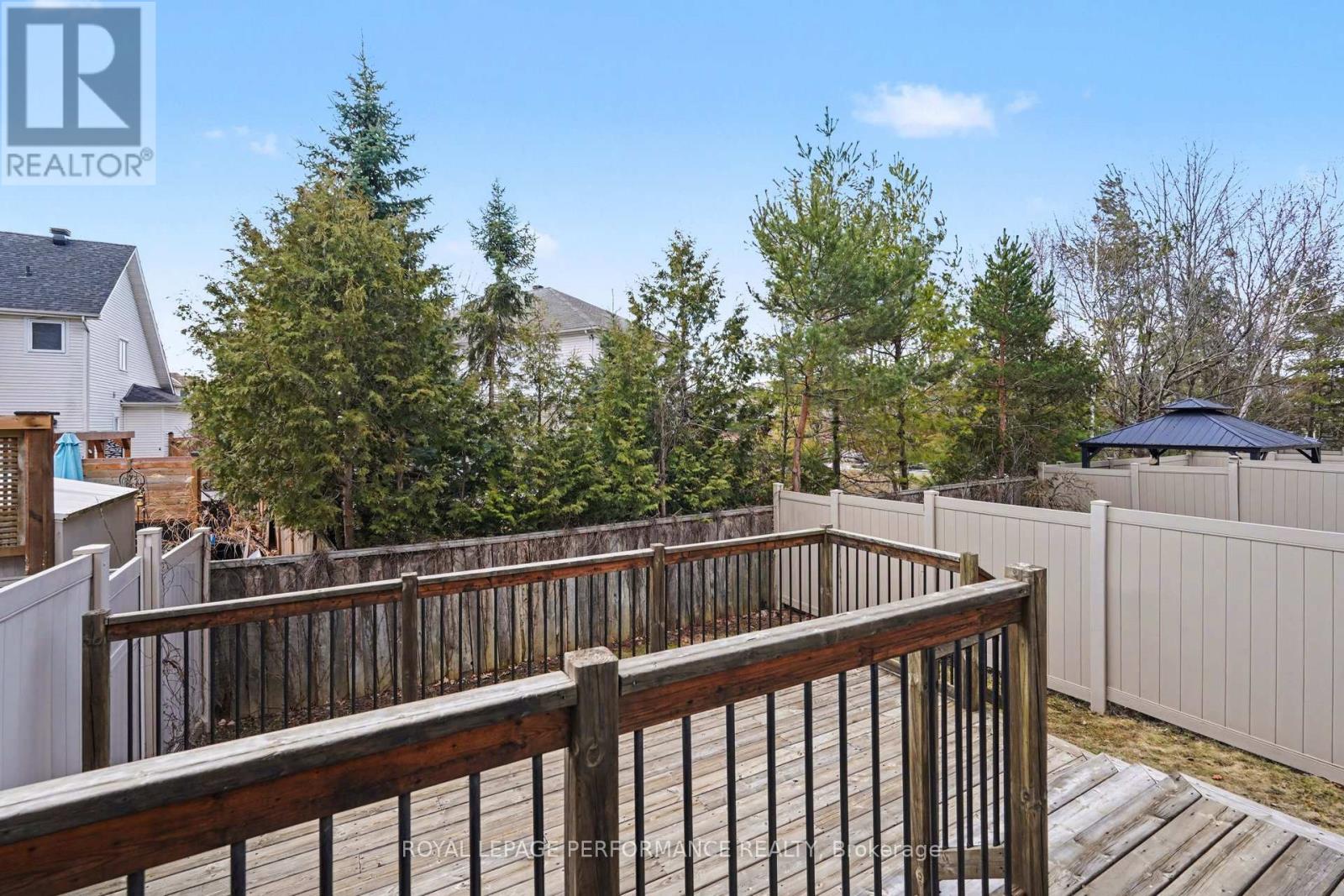 810 White Alder Avenue