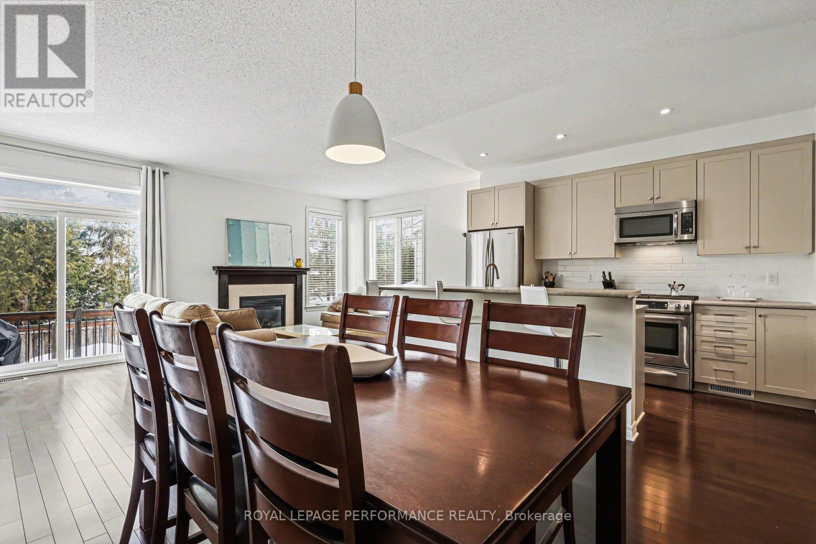 810 White Alder Avenue