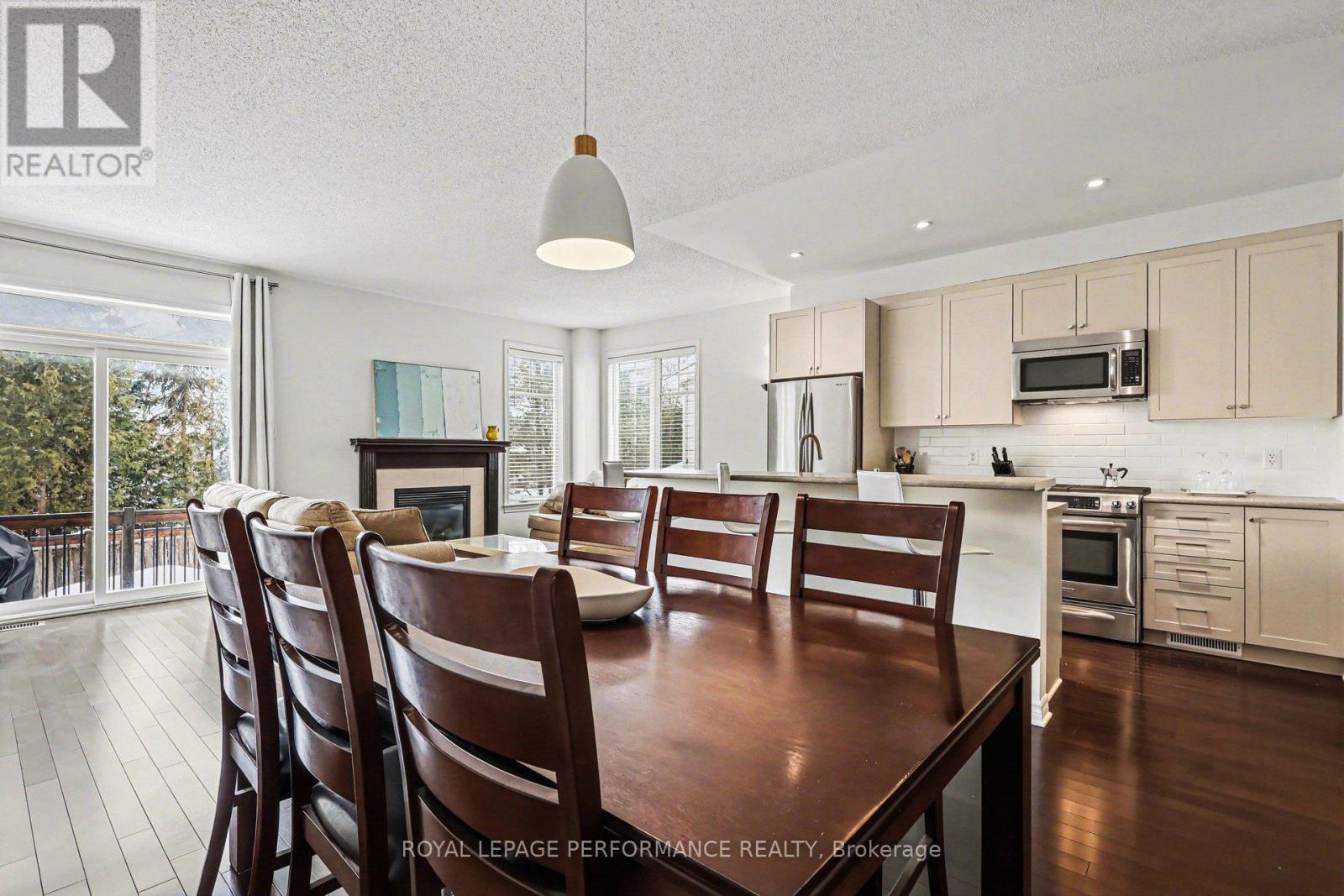 810 White Alder Avenue