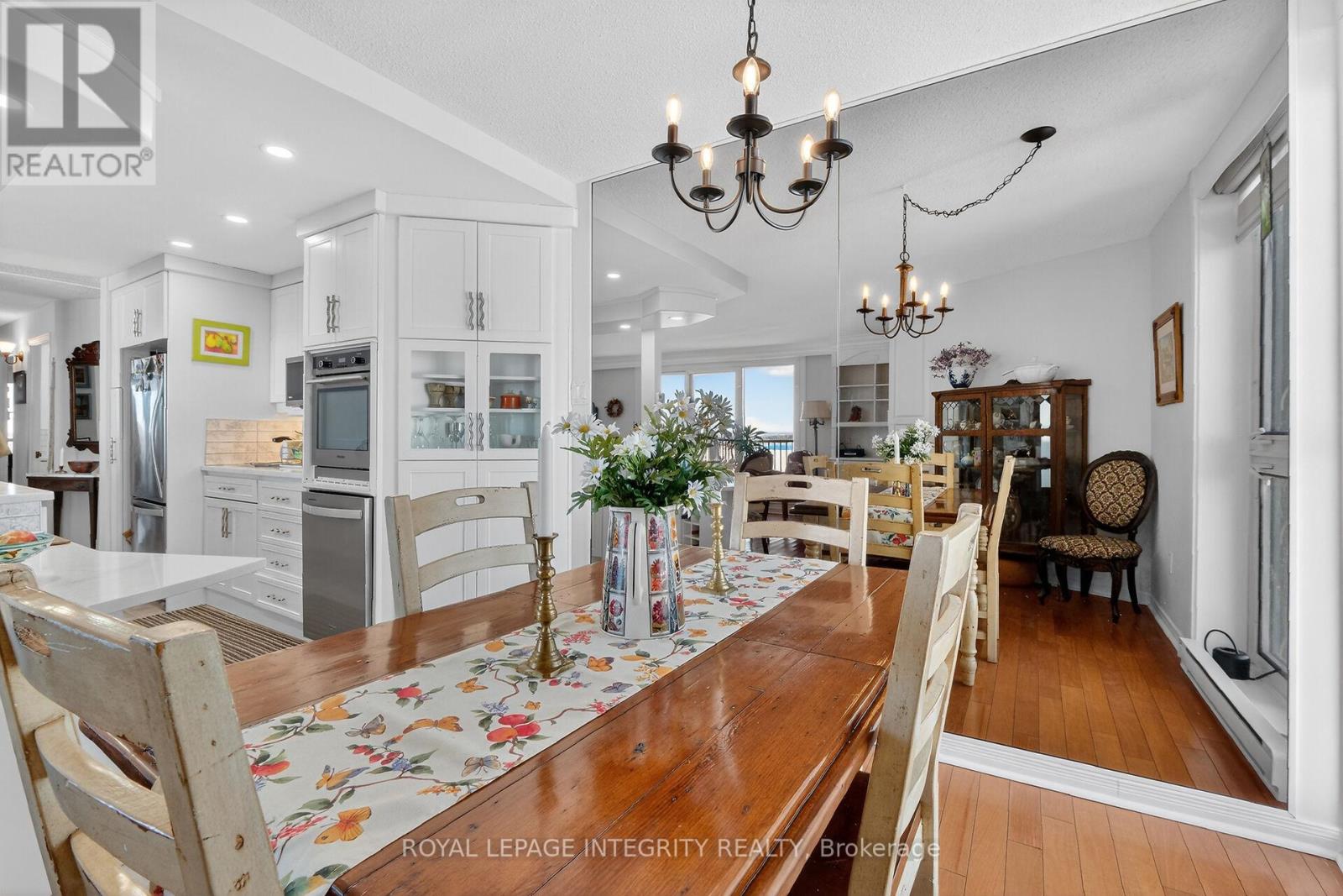 2608 - 1025 Richmond Road