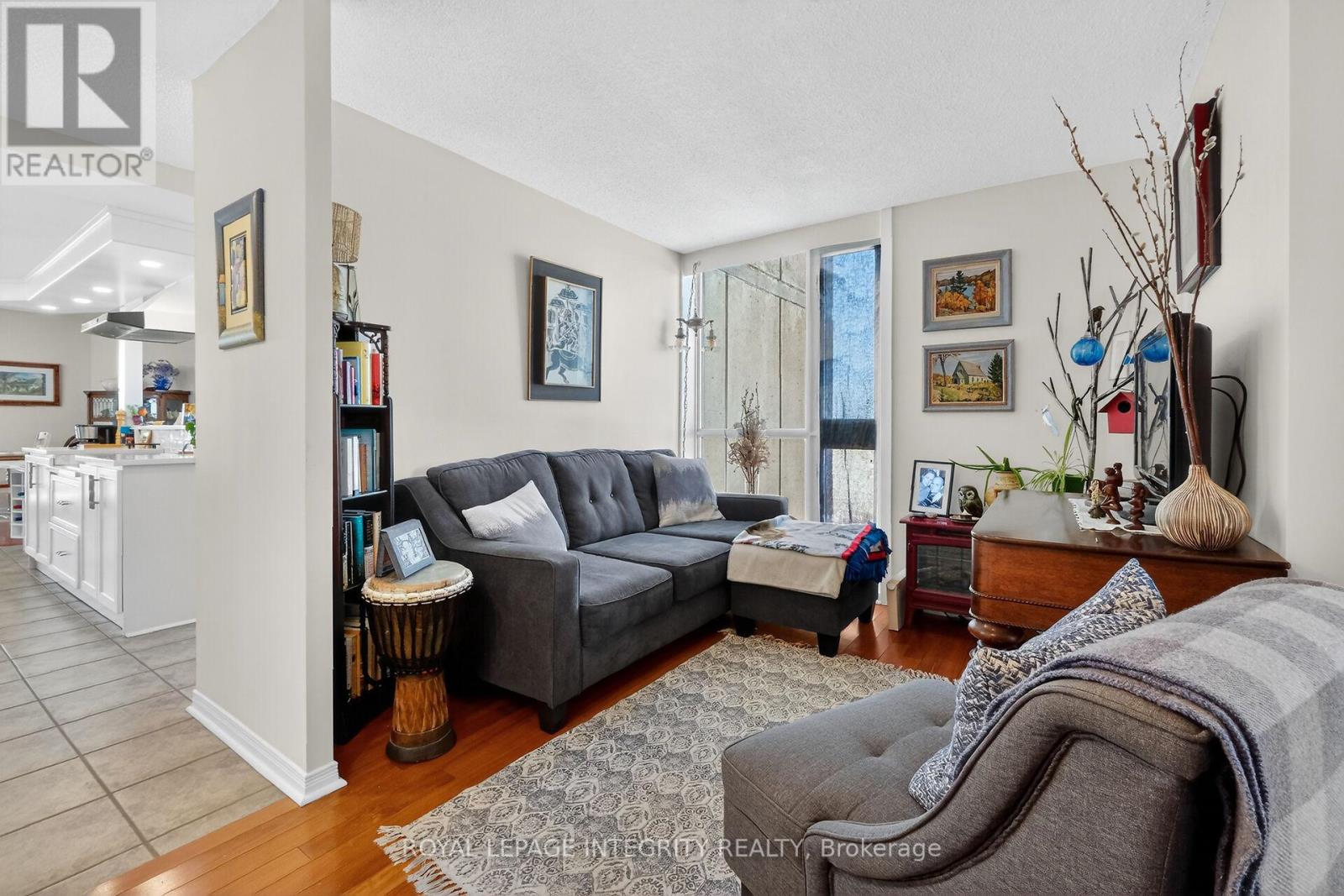 2608 - 1025 Richmond Road