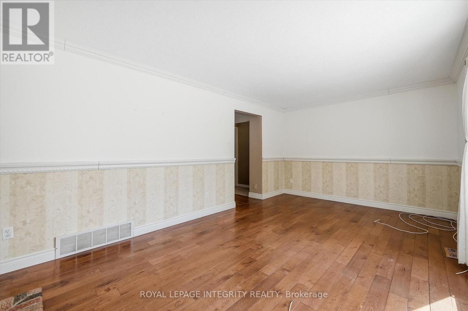 1735 Bonaventure Terrace