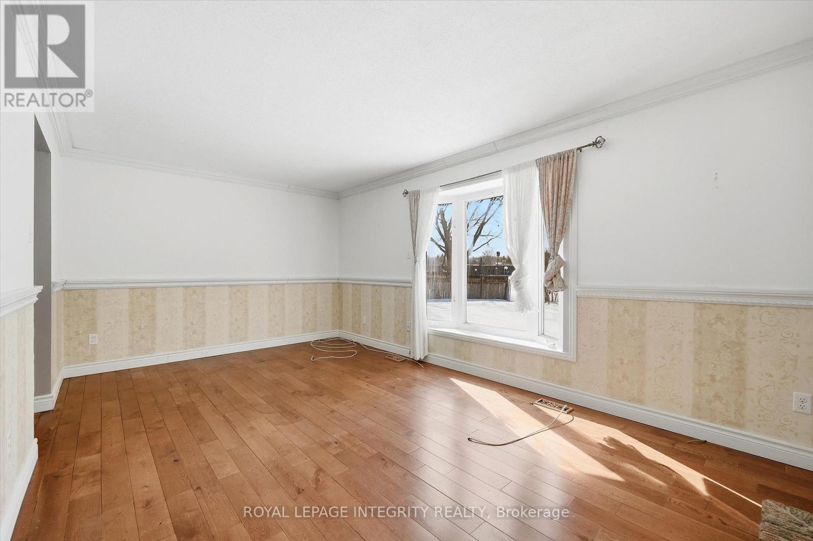 1735 Bonaventure Terrace