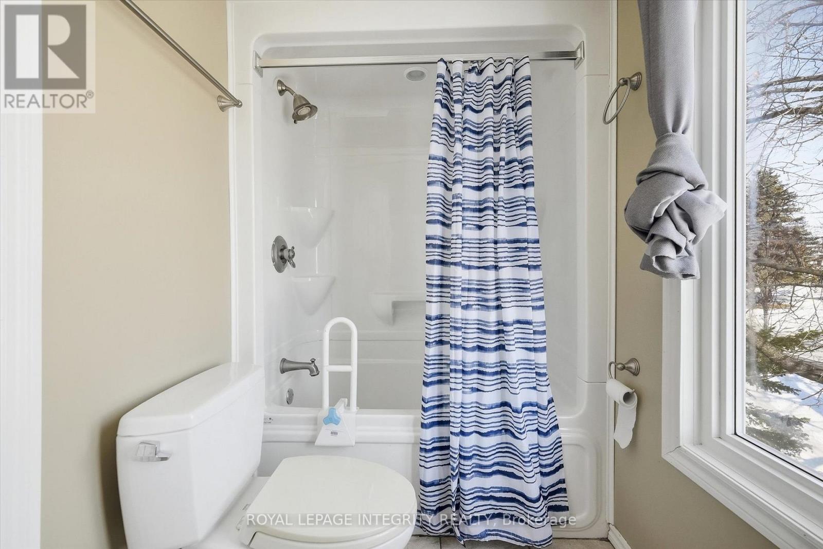 1735 Bonaventure Terrace