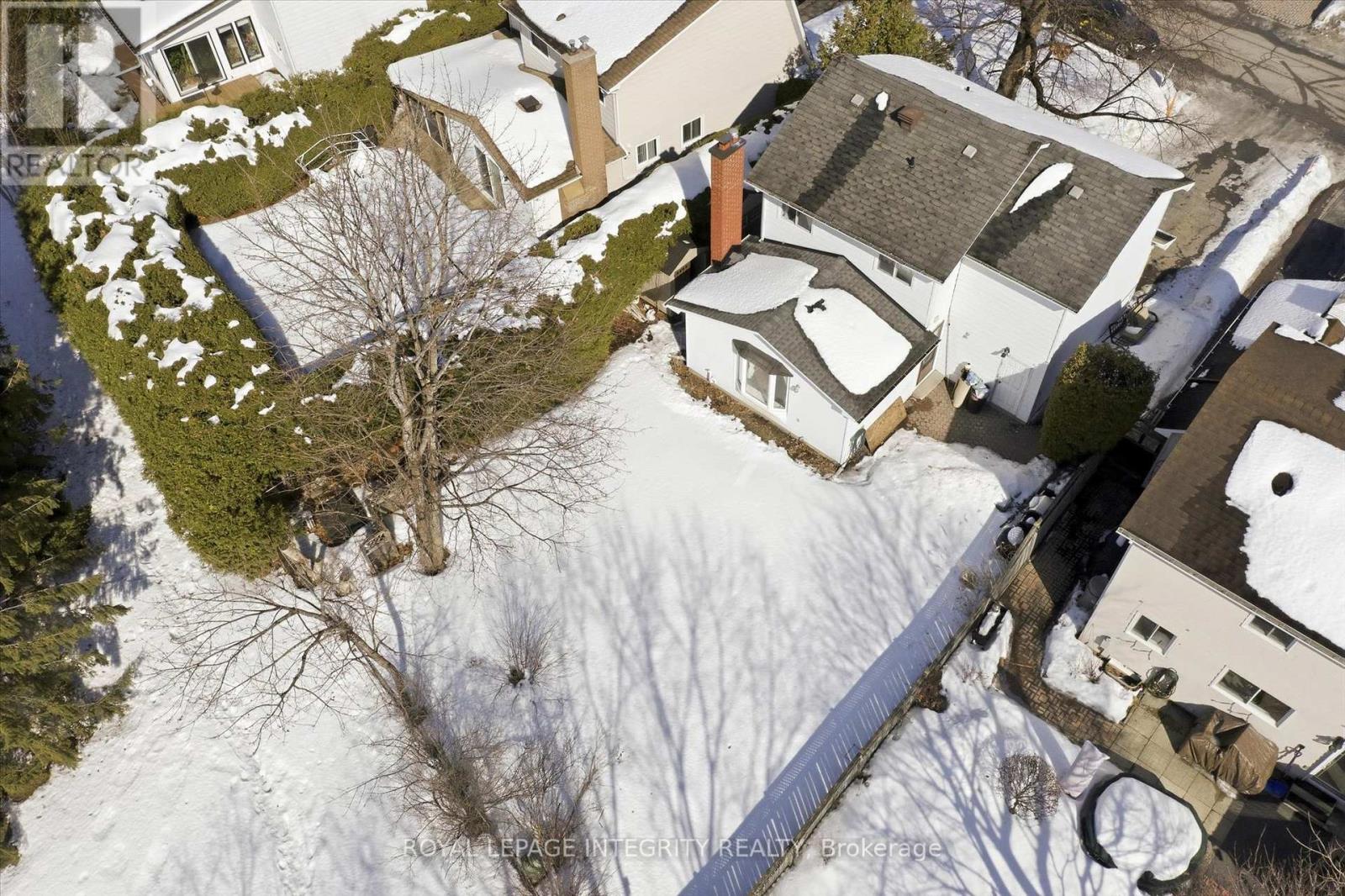 1735 Bonaventure Terrace