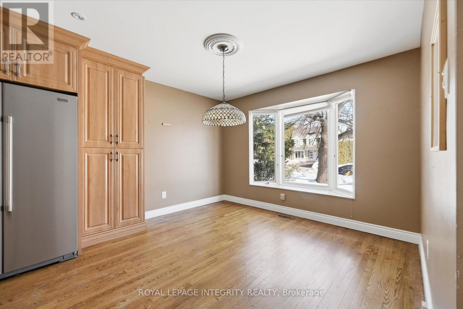 1735 Bonaventure Terrace