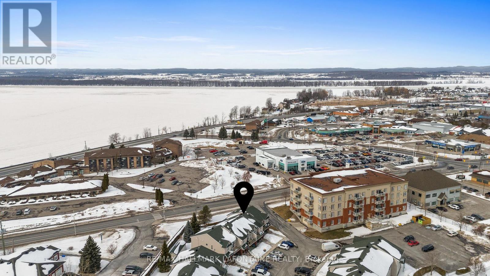 103 - 2929 Laurier Street