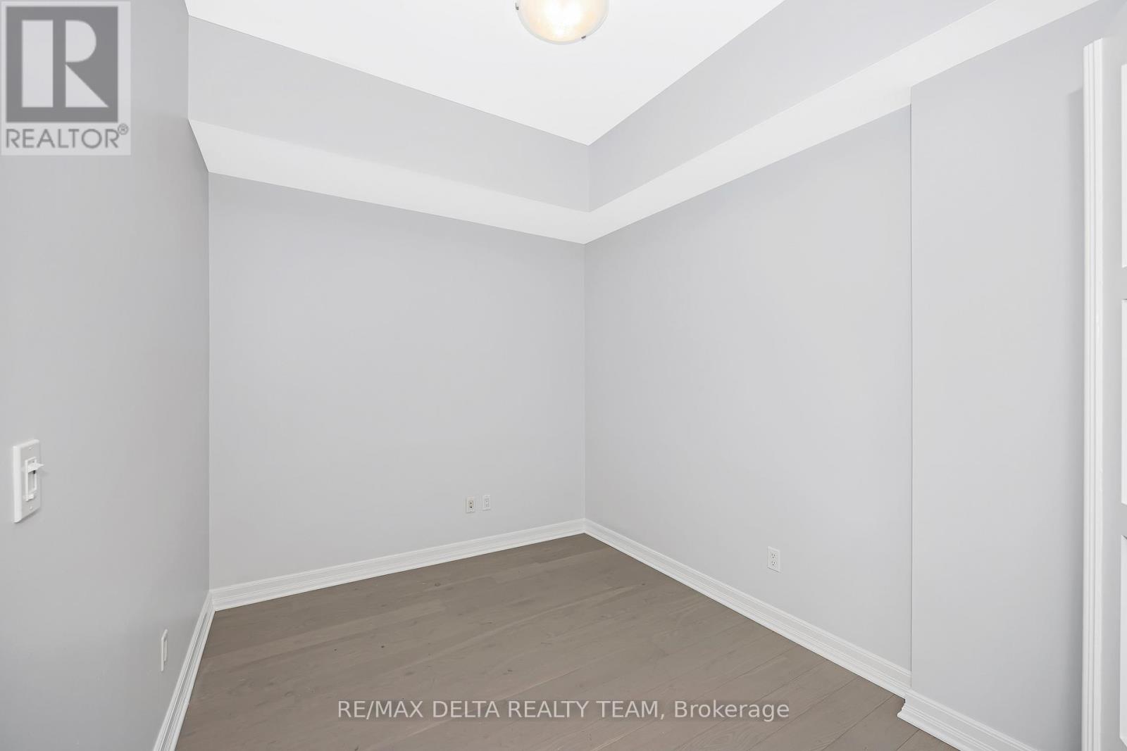 1202 - 200 Besserer Street