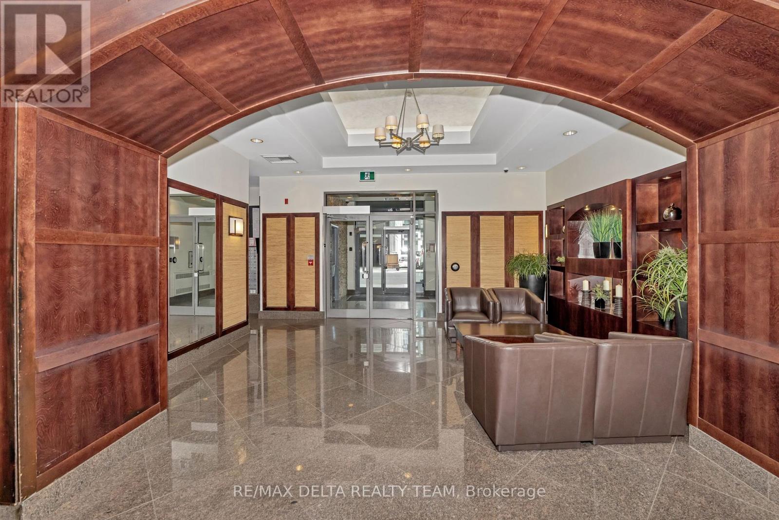 1202 - 200 Besserer Street