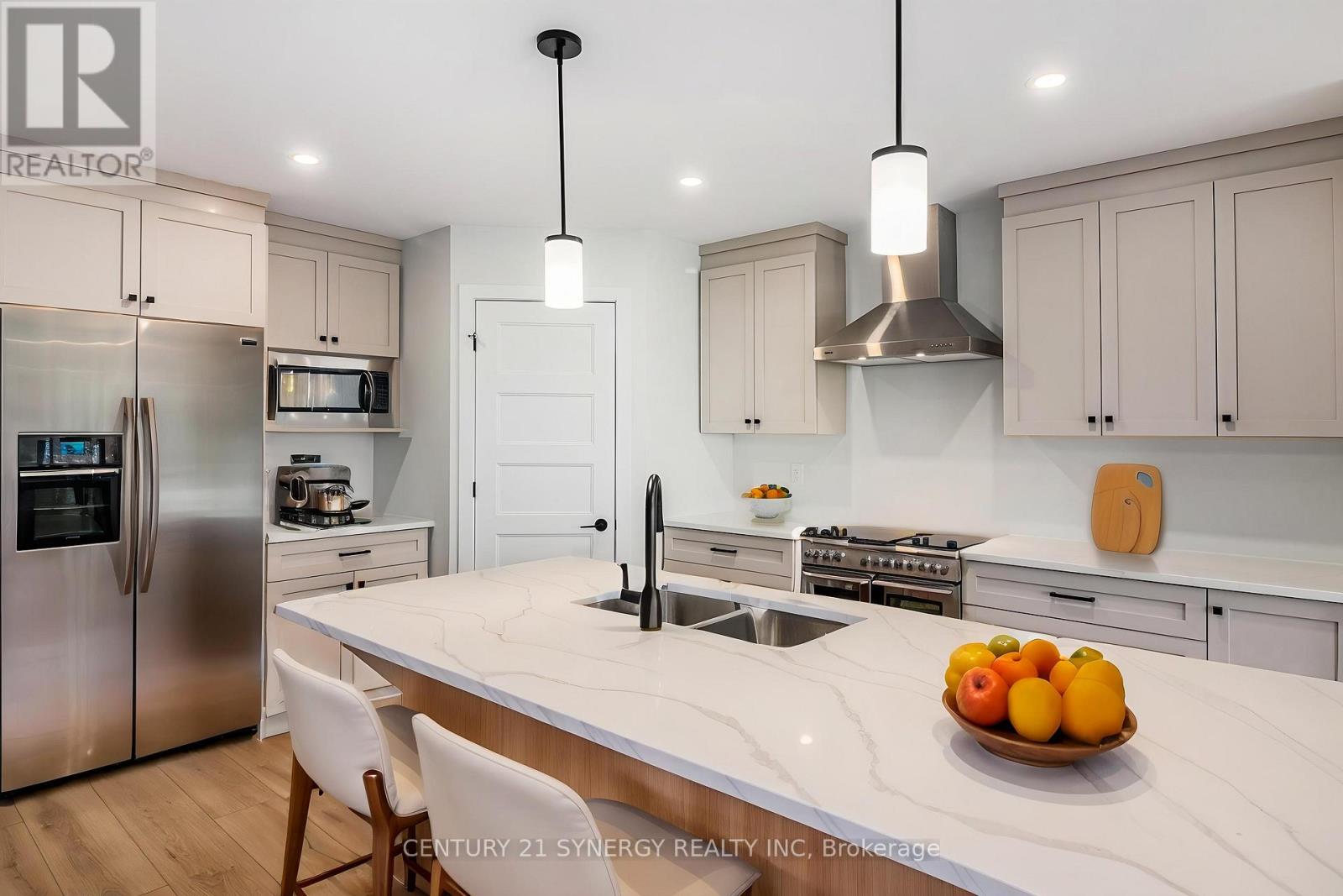 2733 Lancaster Road, Unit 121