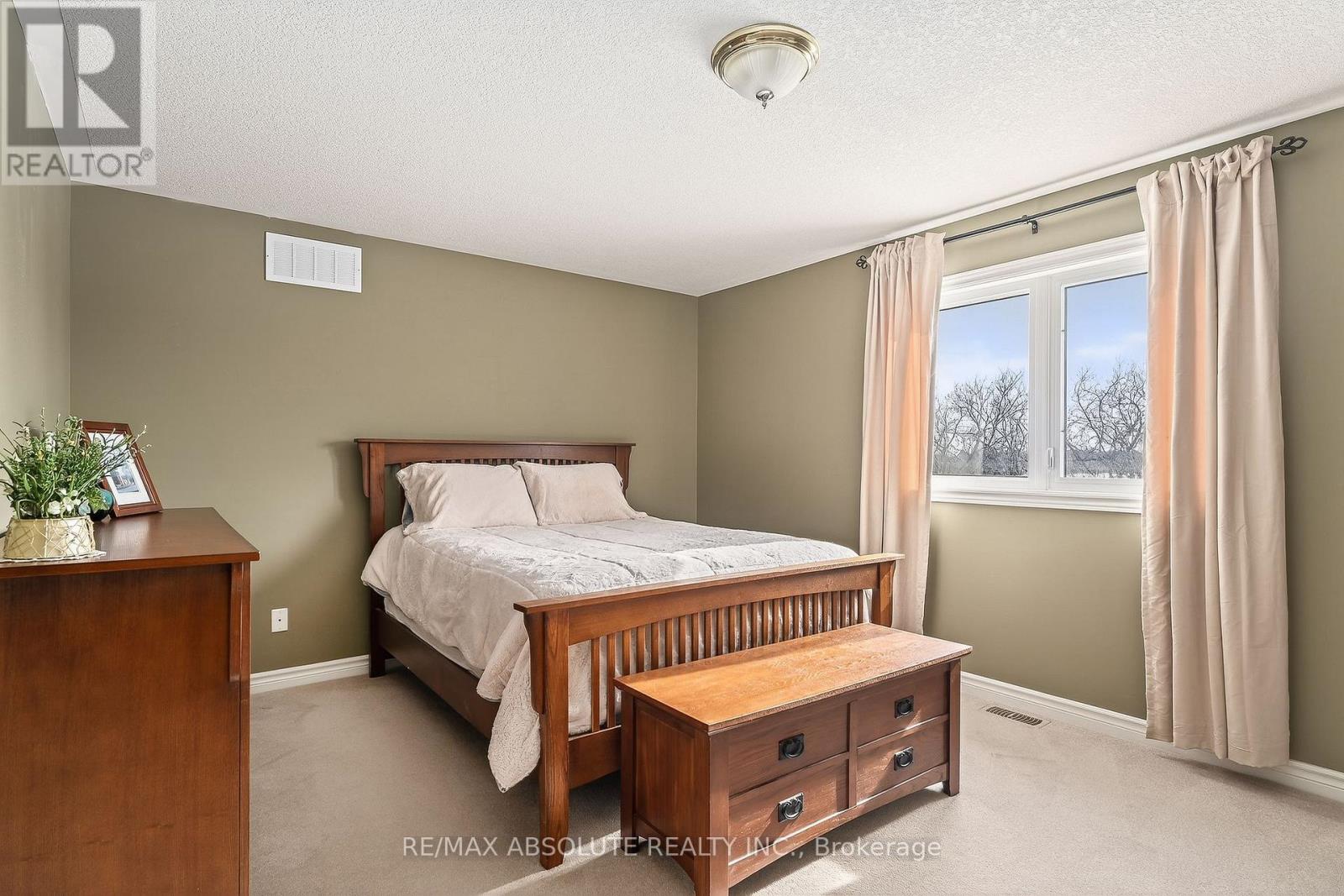 192 Fairbairn Bros Street