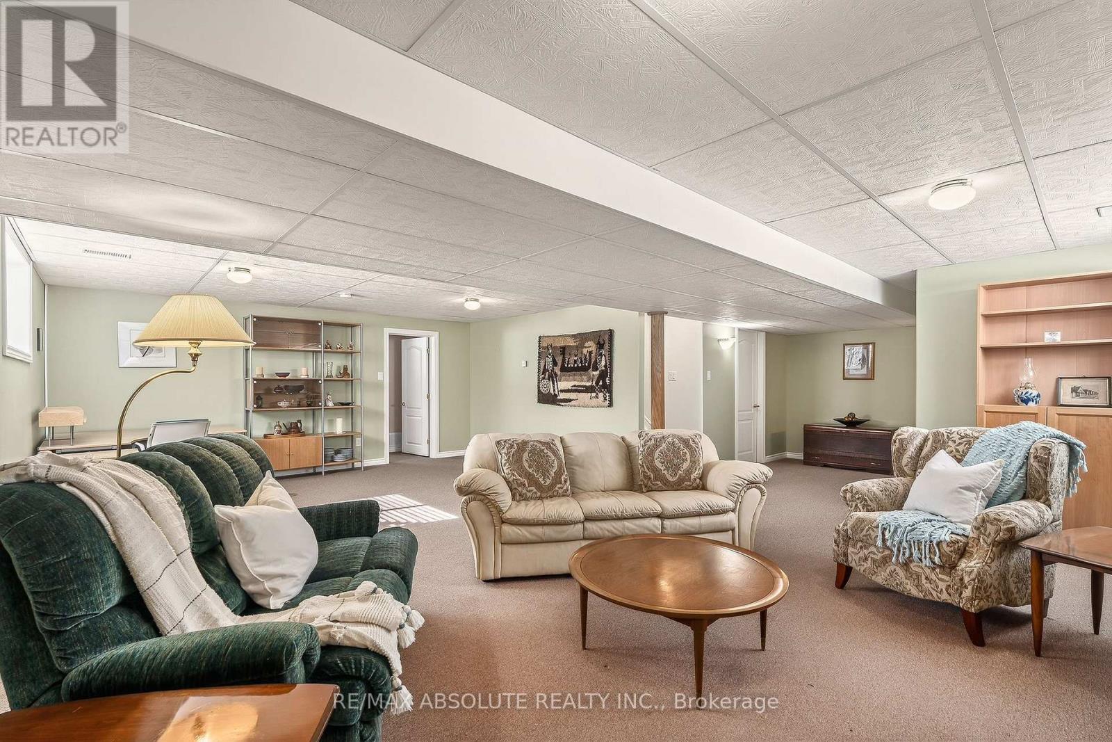 192 Fairbairn Bros Street