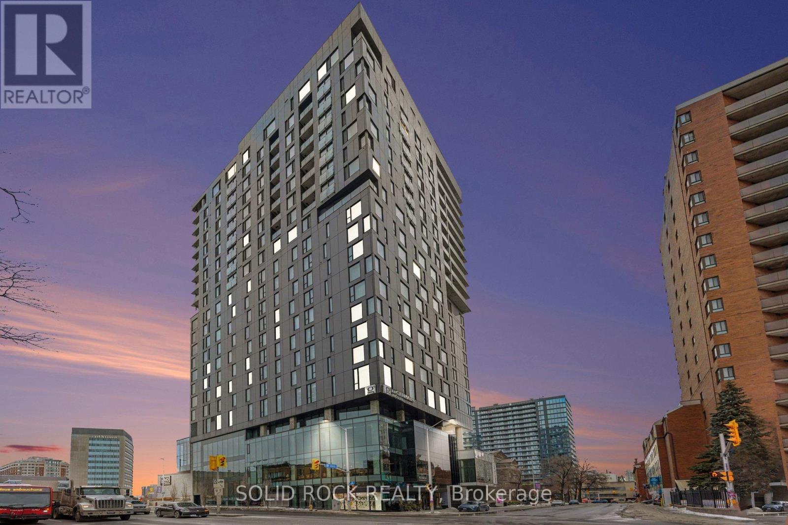 1606 - 20 Daly Avenue