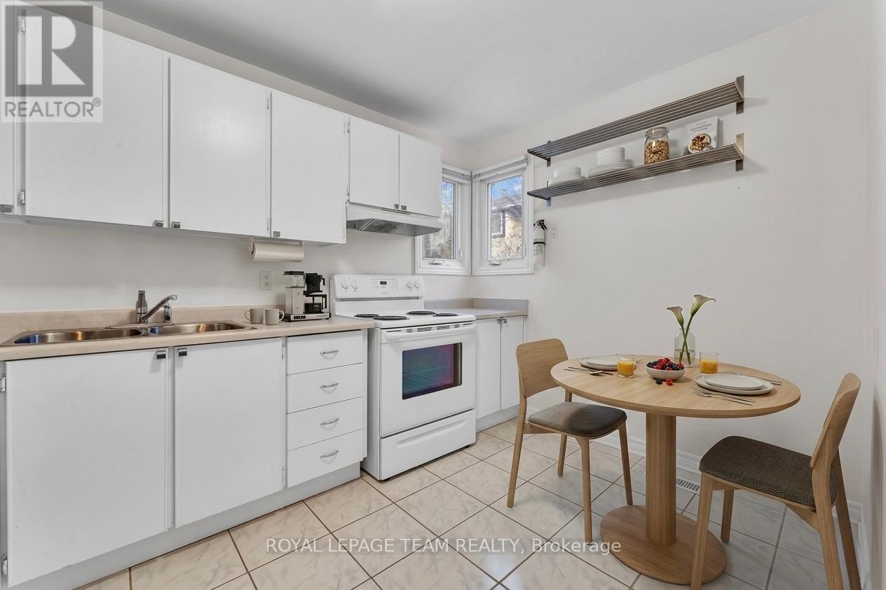 61 - 3344 Uplands Drive