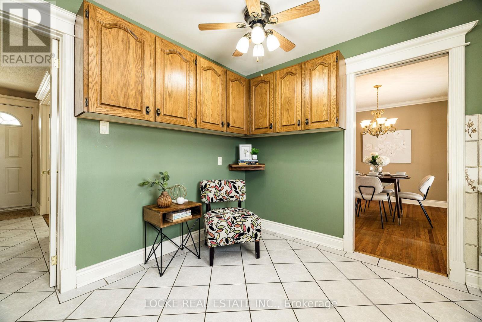 279 Hoylake Crescent