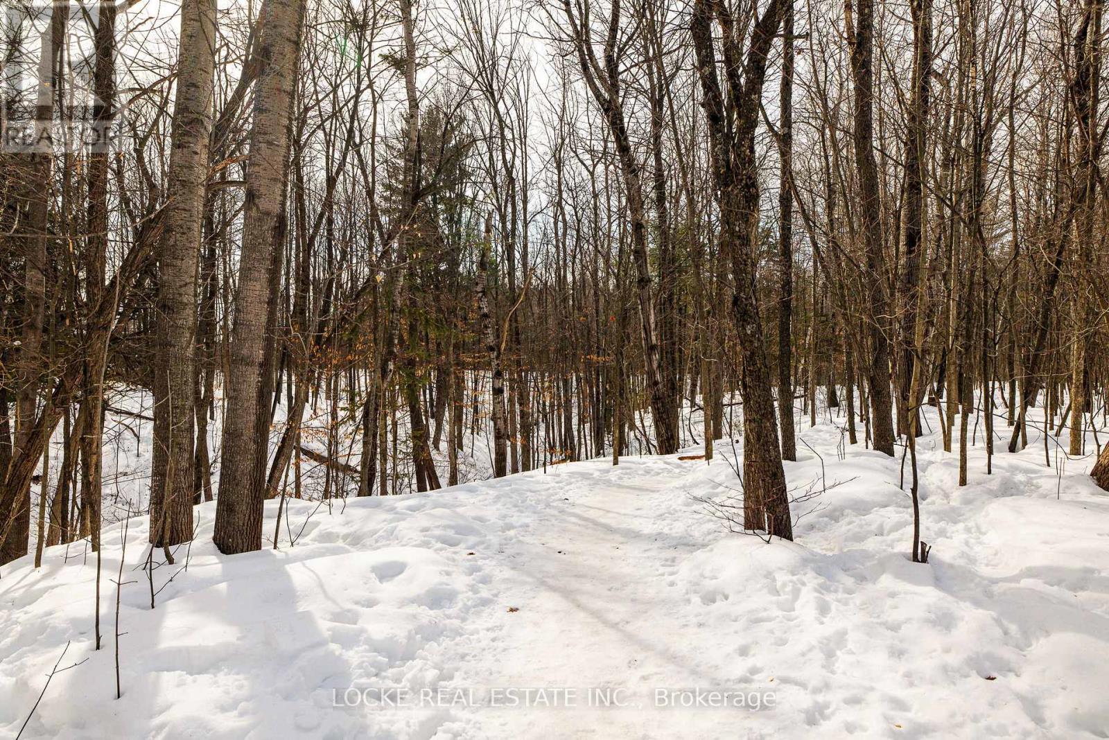 279 Hoylake Crescent