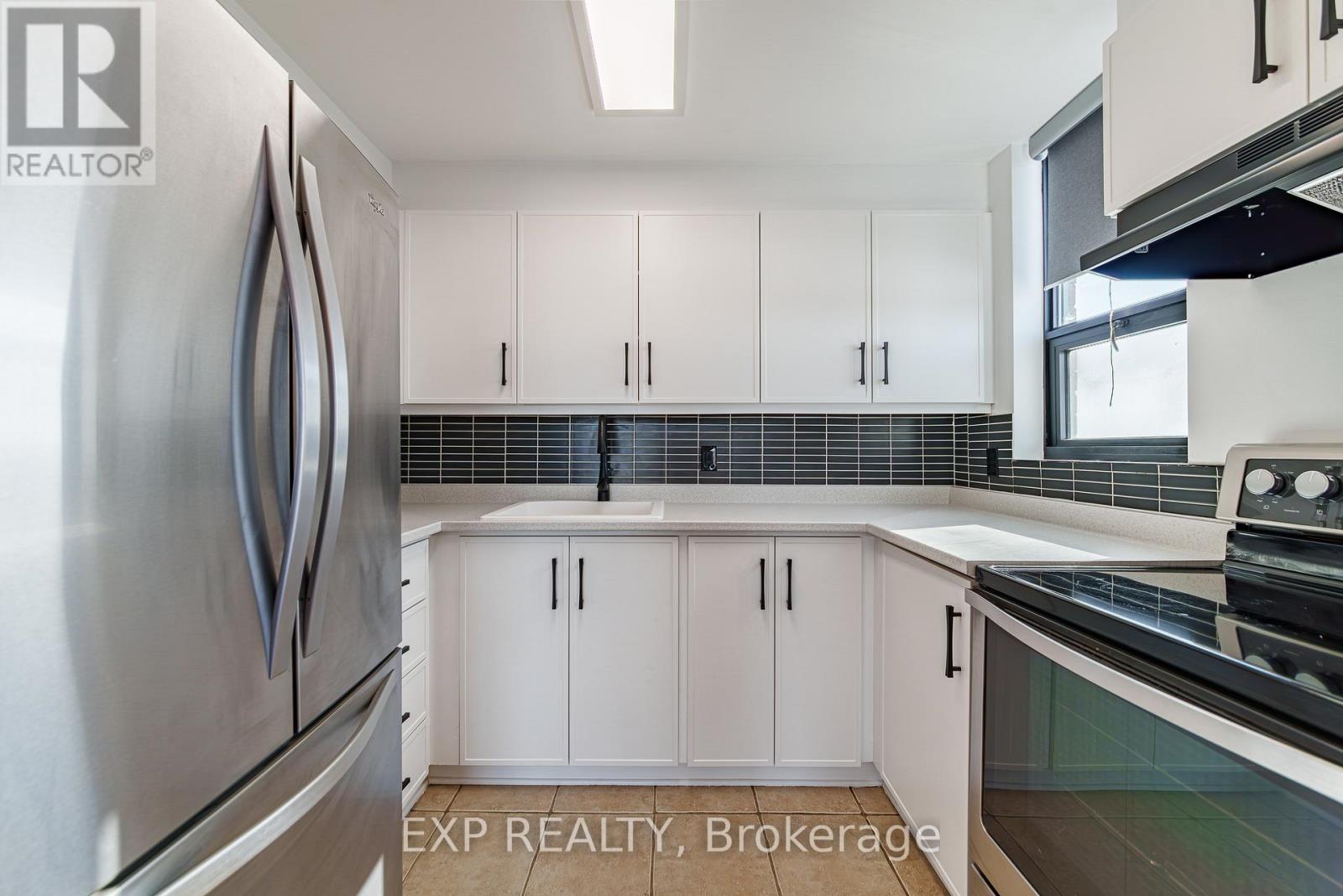 1004 - 1440 Heron Road