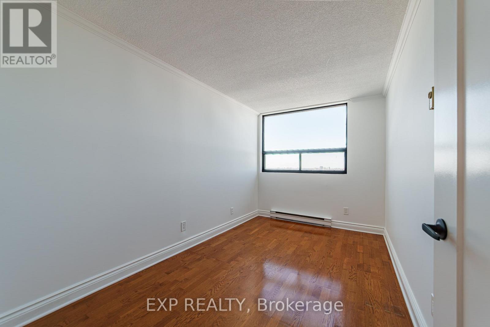 1004 - 1440 Heron Road