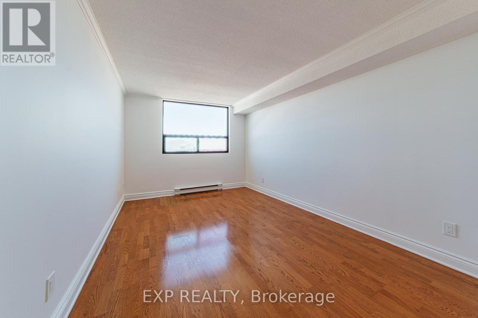 1004 - 1440 Heron Road