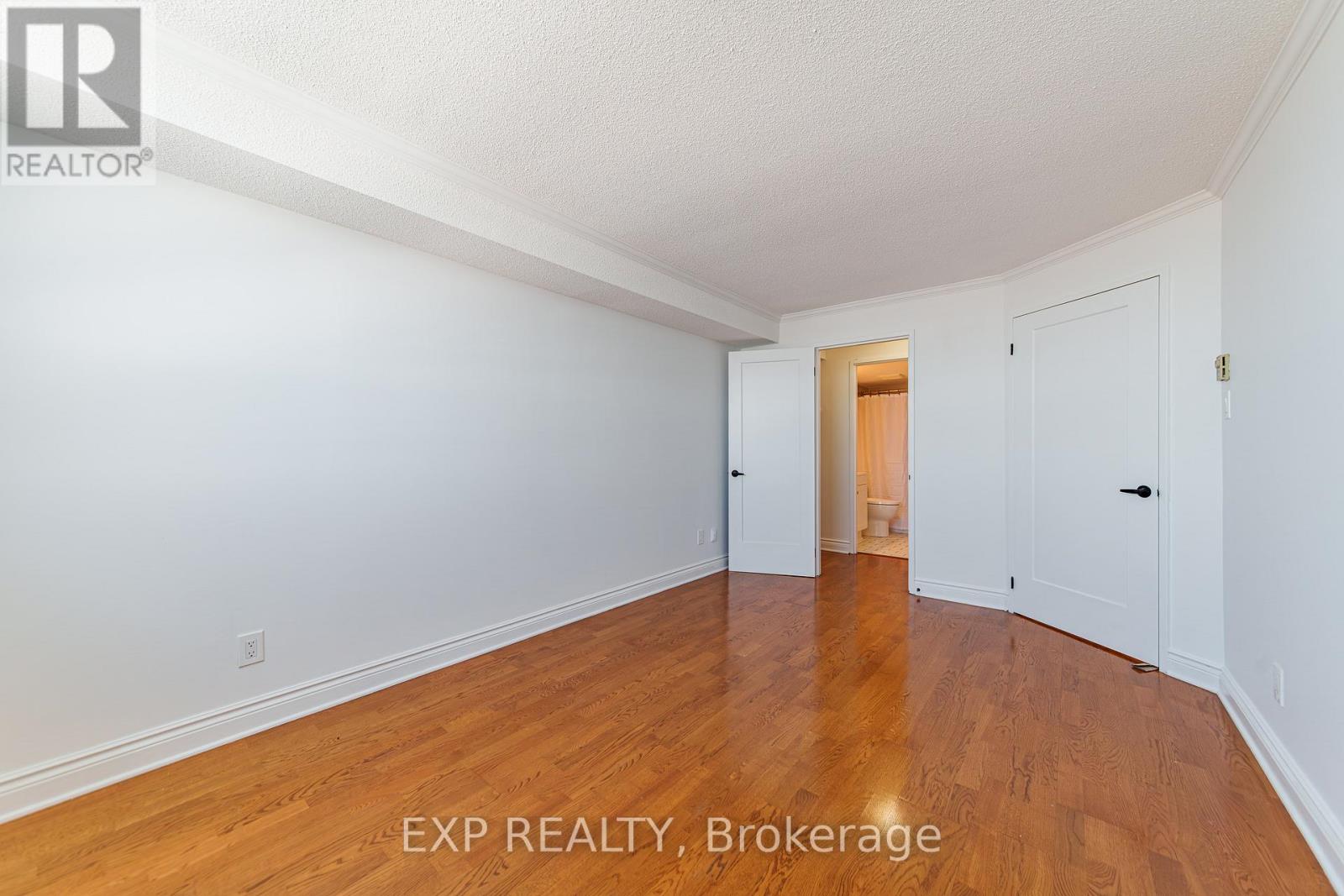 1004 - 1440 Heron Road