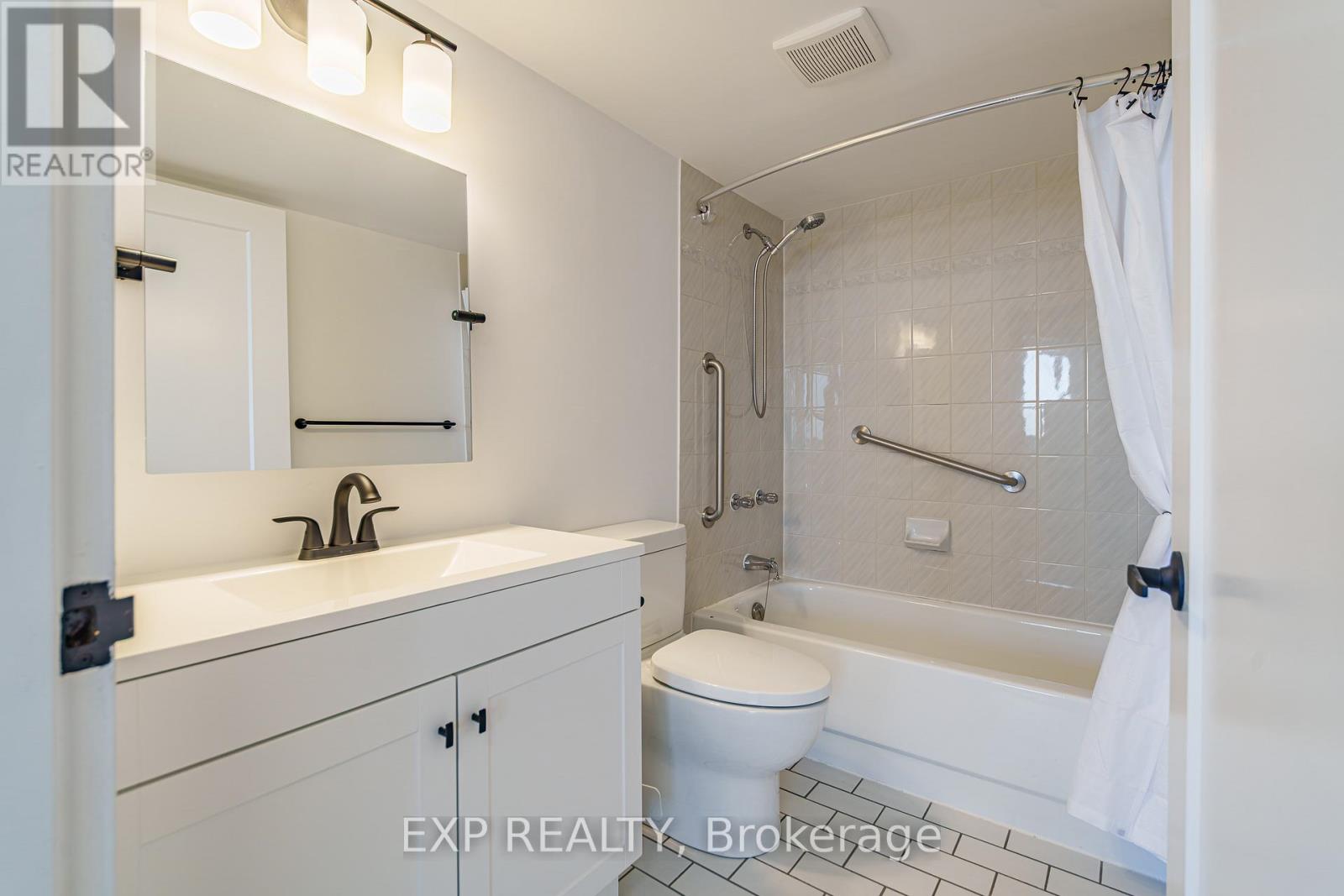 1004 - 1440 Heron Road