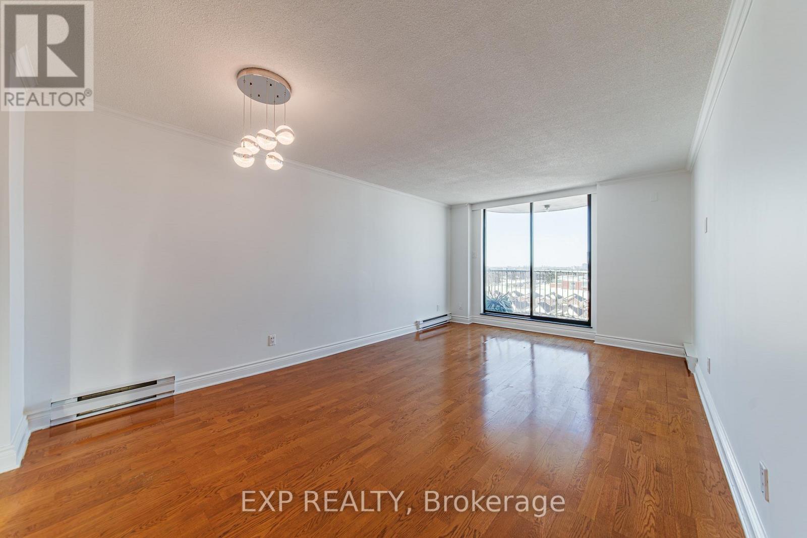 1004 - 1440 Heron Road