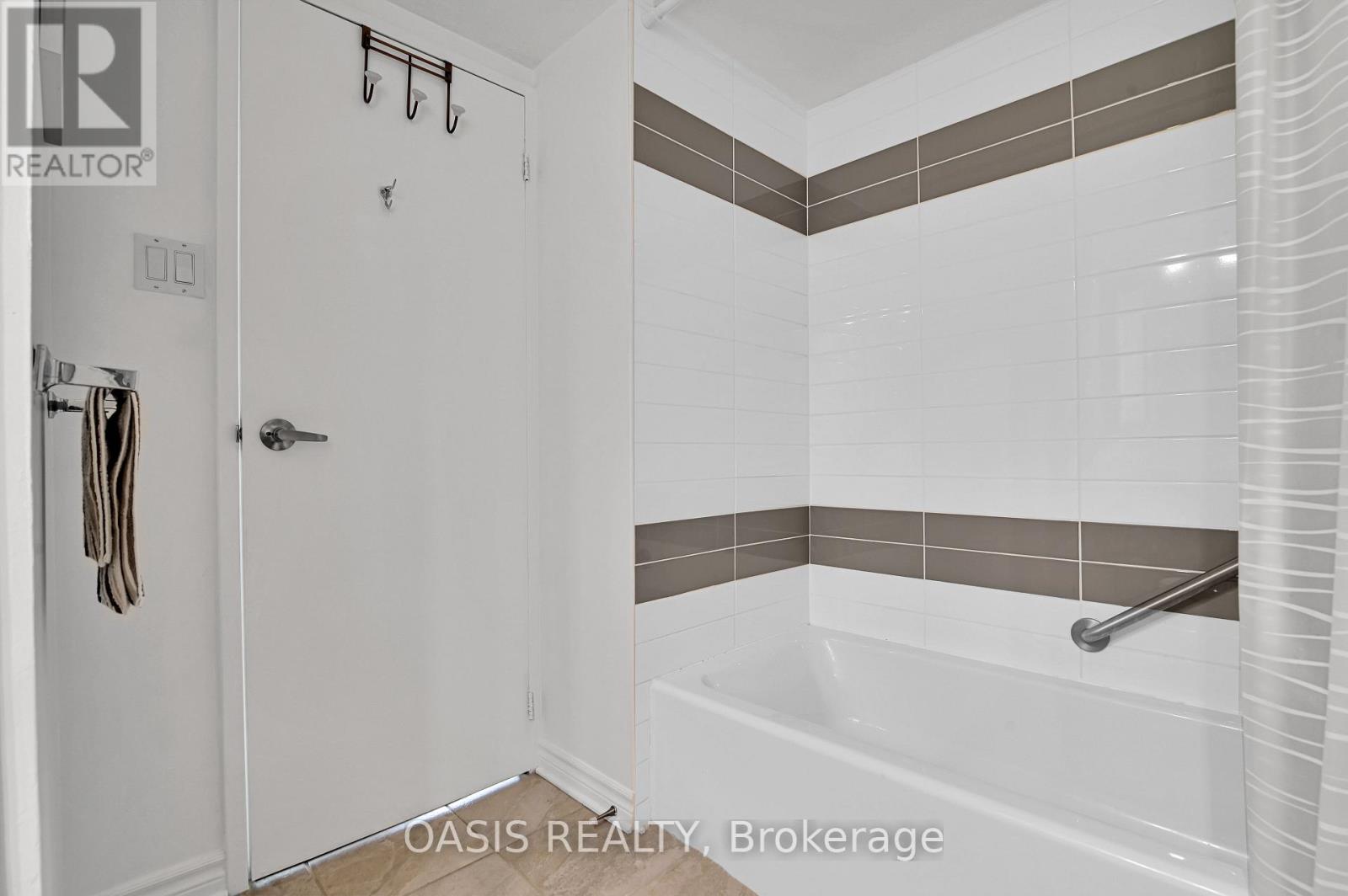 1108 - 2760 Carousel Crescent