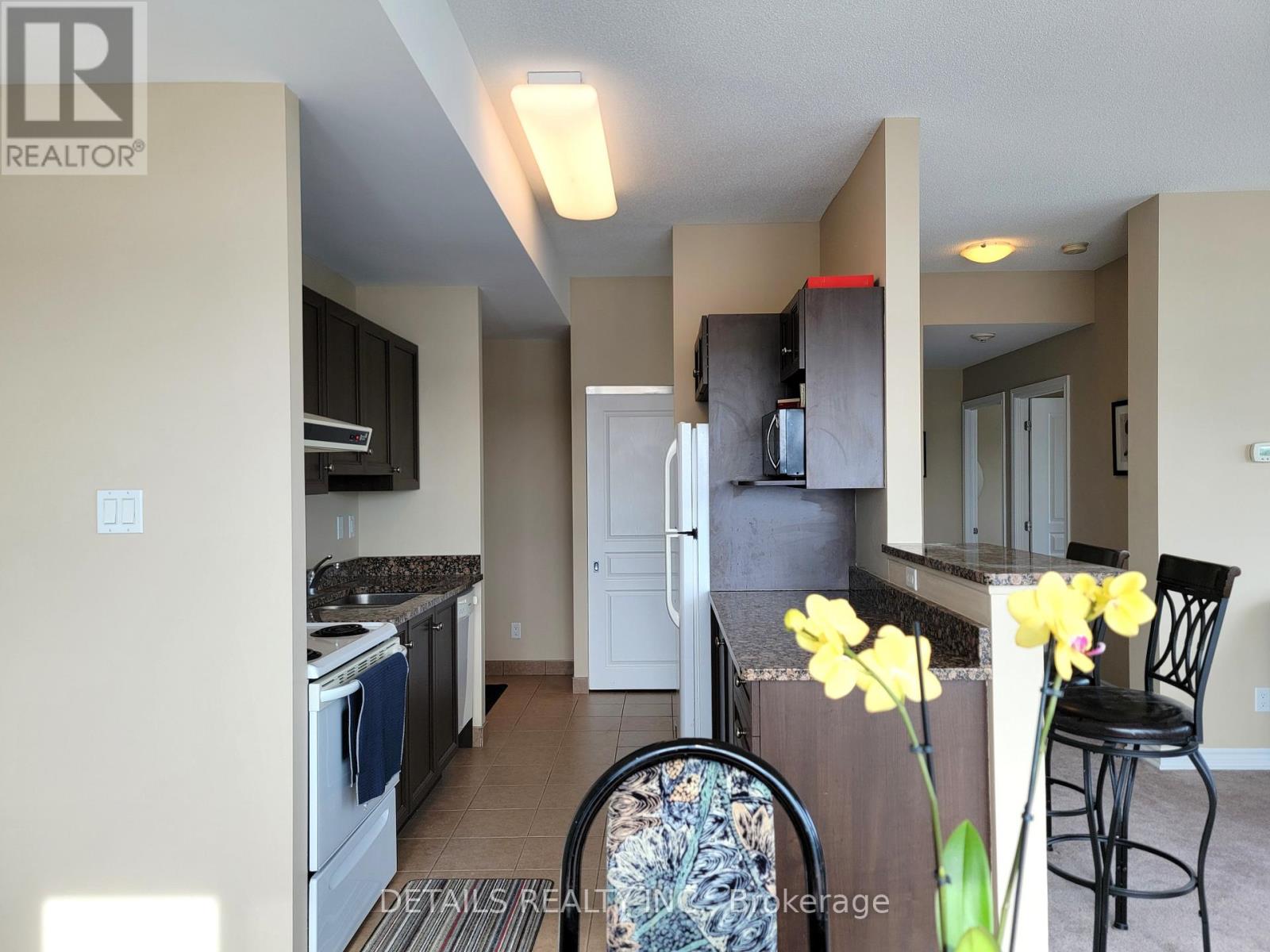 402 - 100 Roger Guindon Avenue