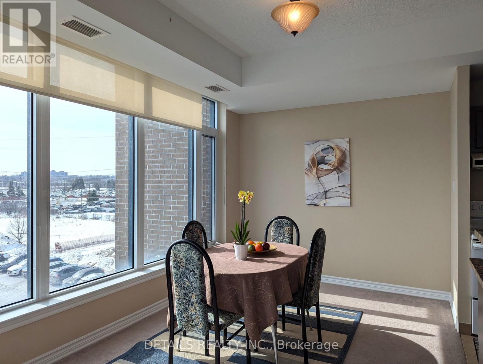 402 - 100 Roger Guindon Avenue