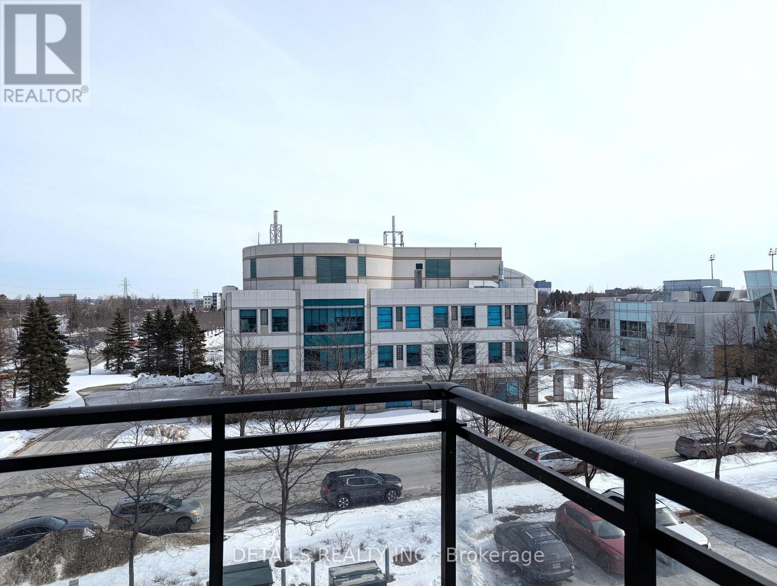 402 - 100 Roger Guindon Avenue