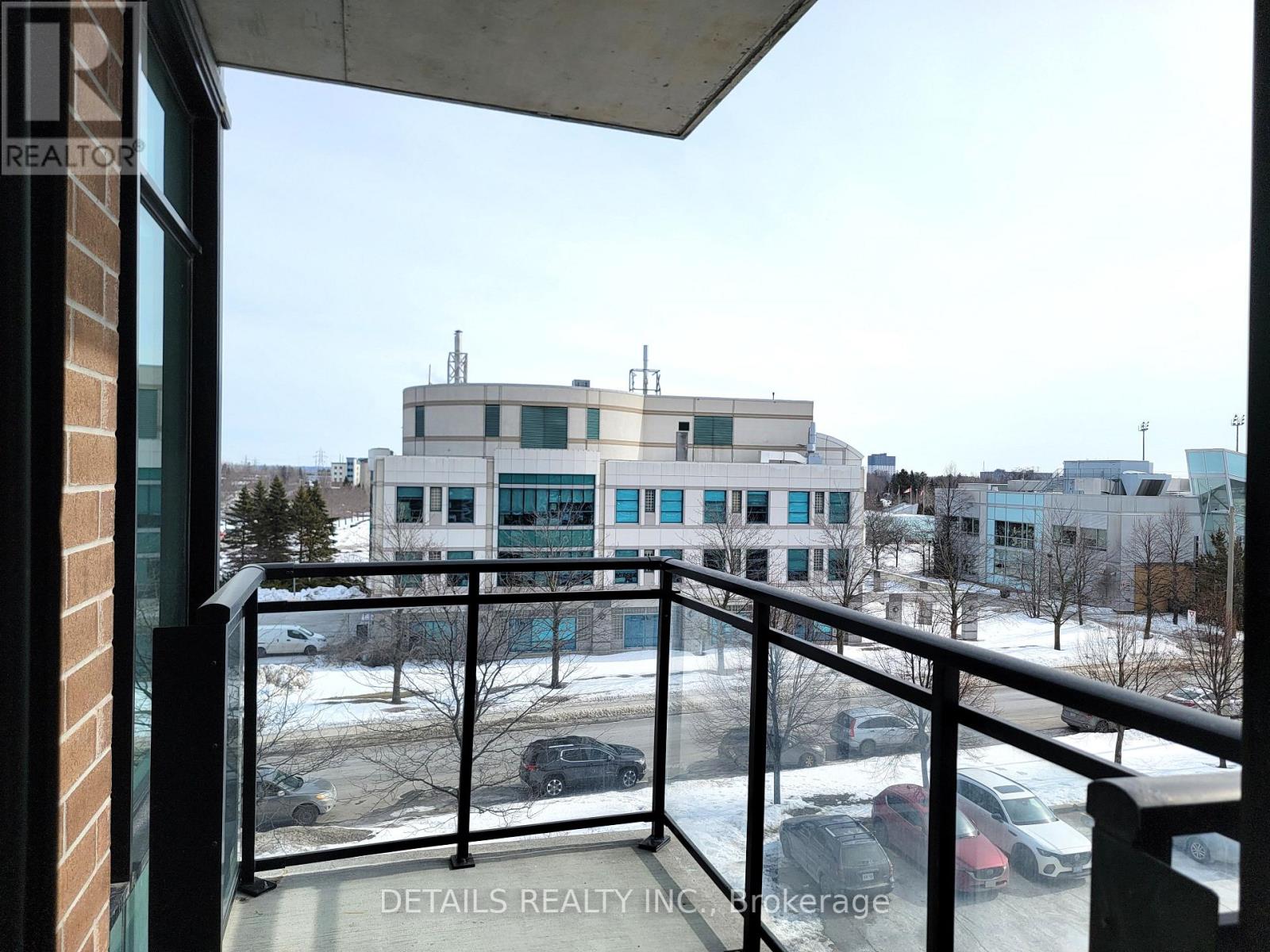 402 - 100 Roger Guindon Avenue