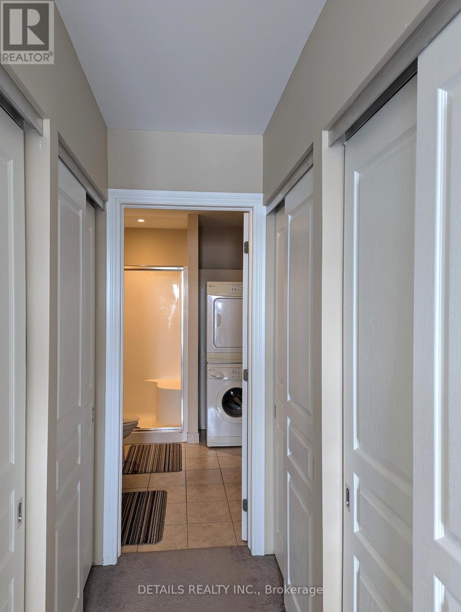 402 - 100 Roger Guindon Avenue