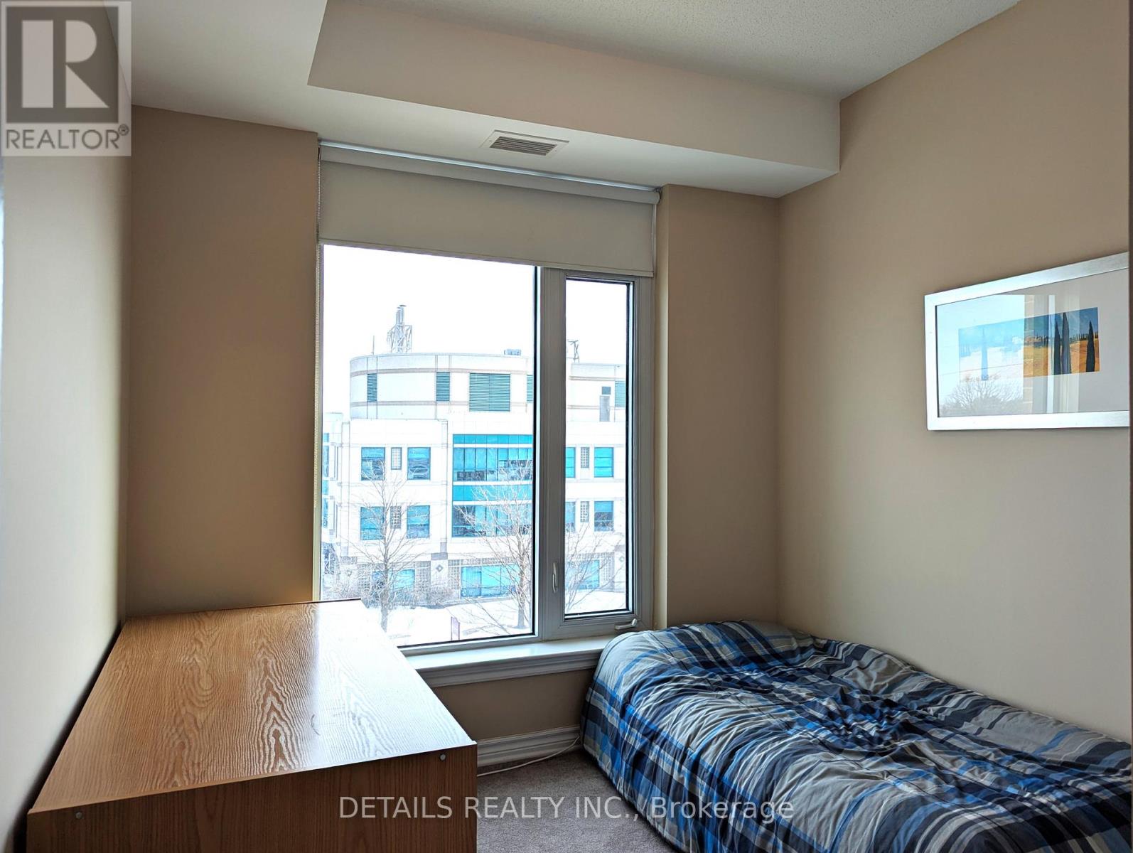 402 - 100 Roger Guindon Avenue