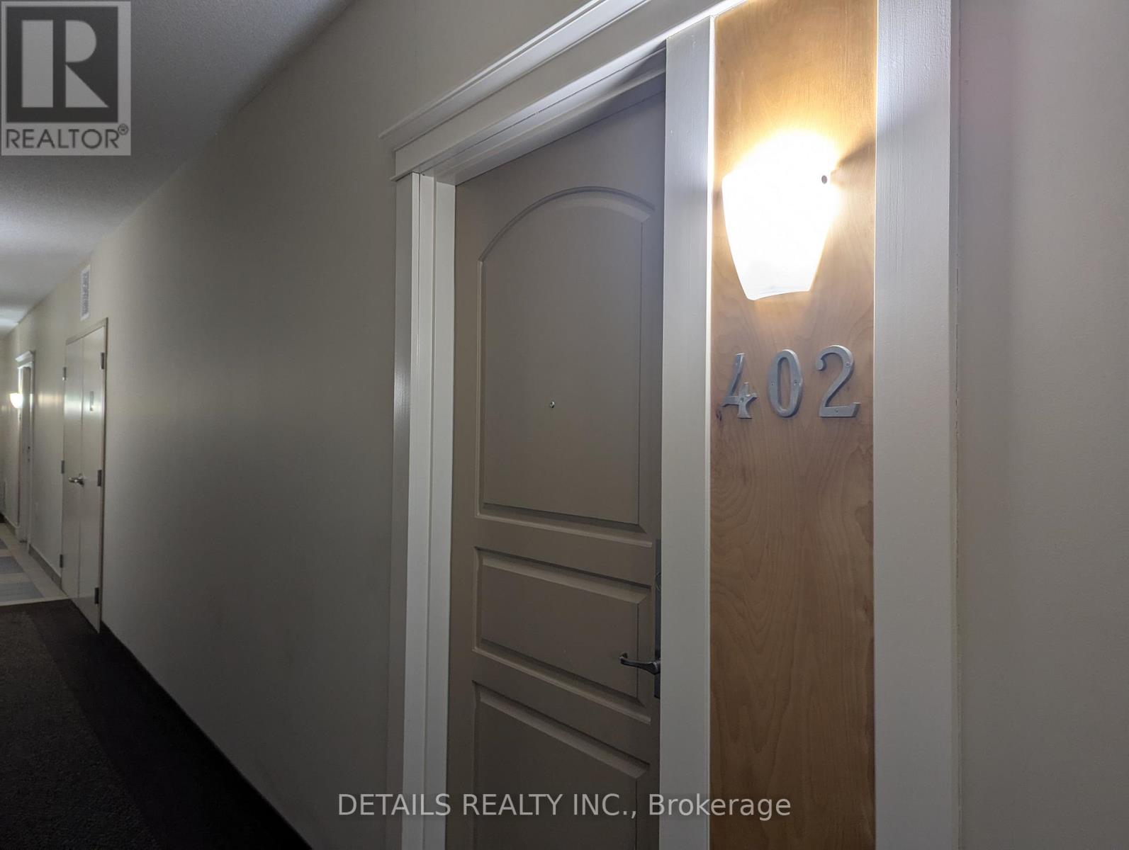 402 - 100 Roger Guindon Avenue