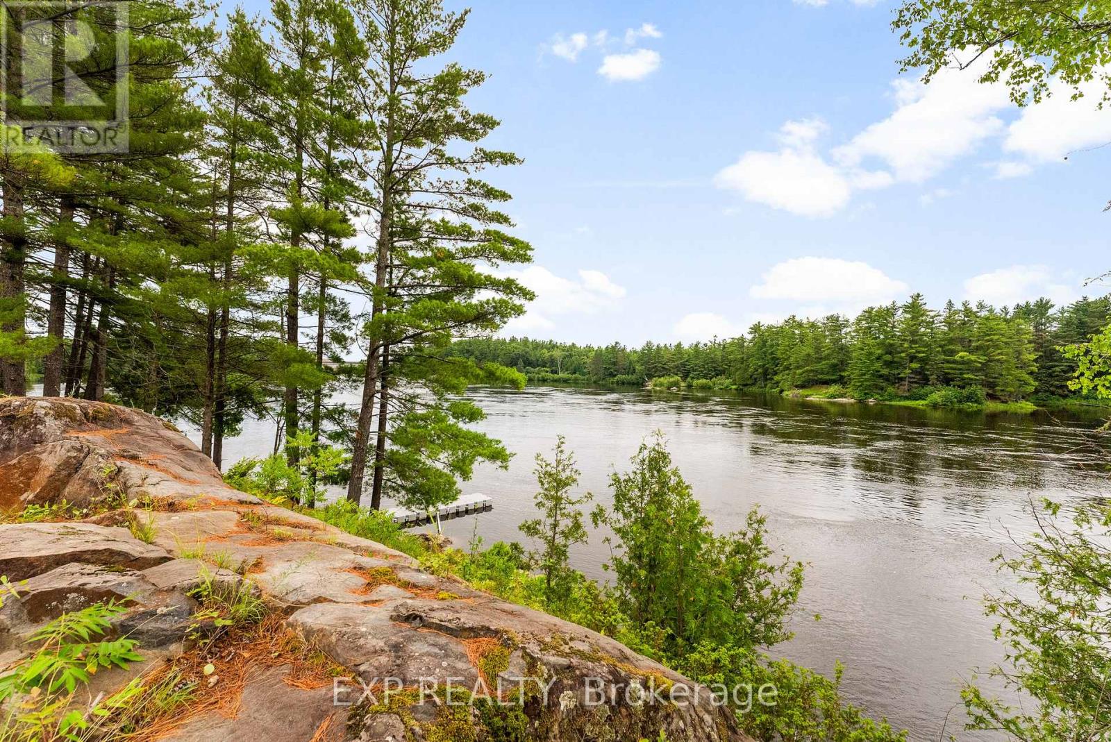 103 B Carriage Landing Road