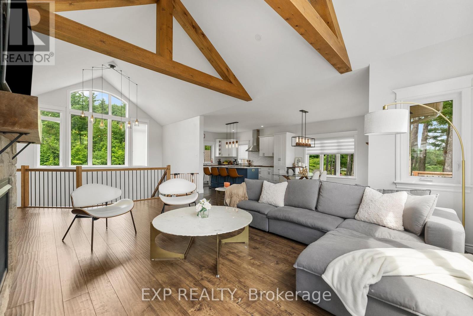 103 B Carriage Landing Road