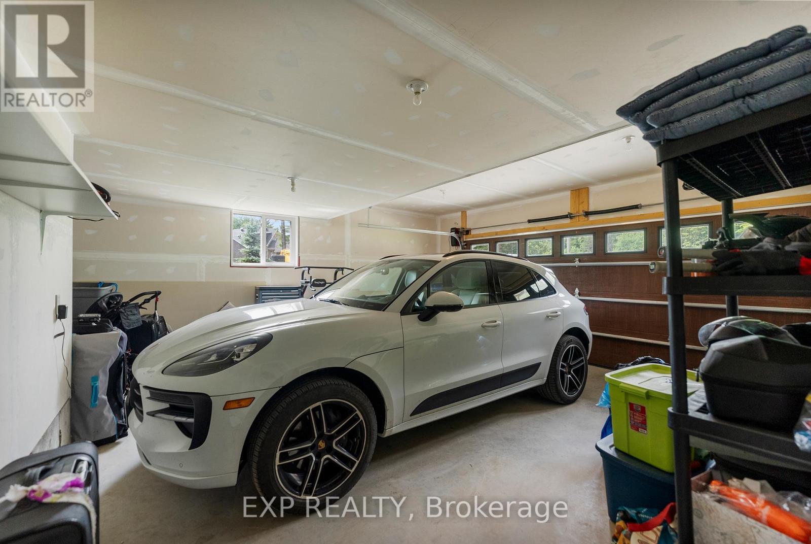 103 B Carriage Landing Road