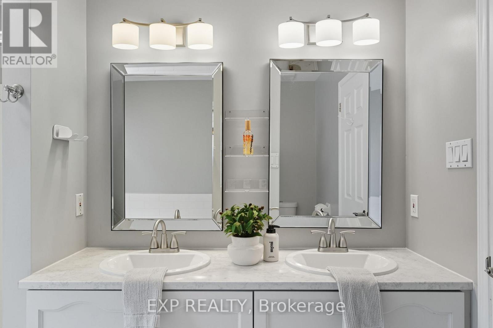 16 North Harrow Drive