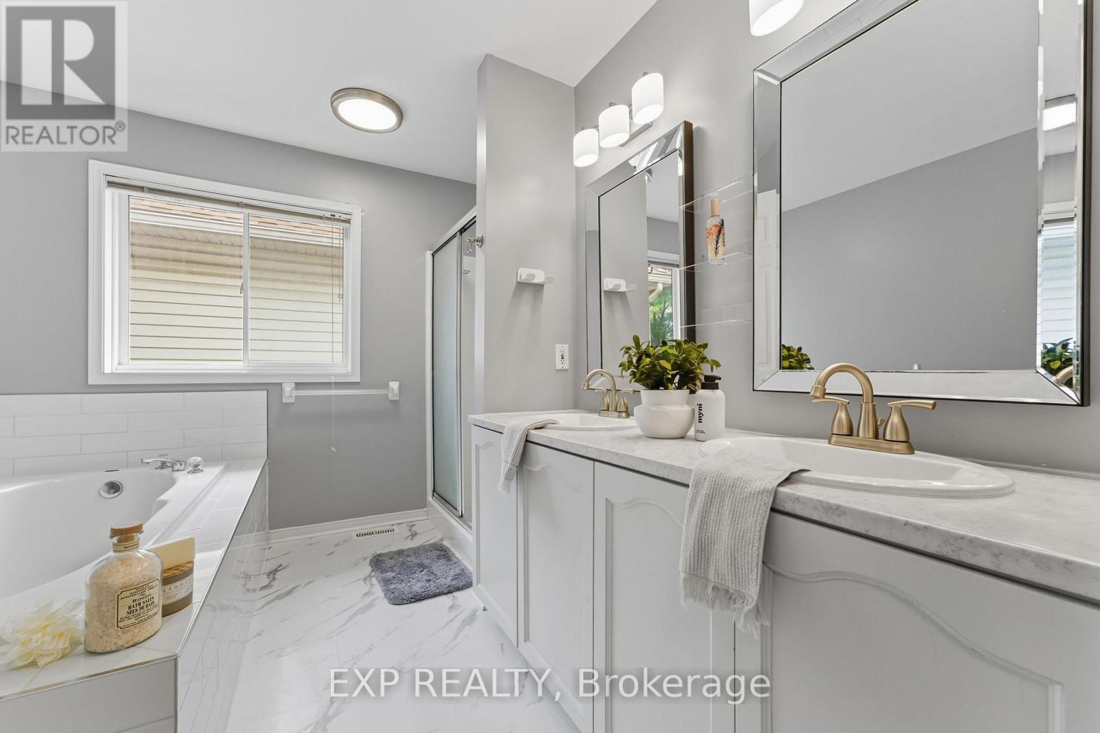 16 North Harrow Drive