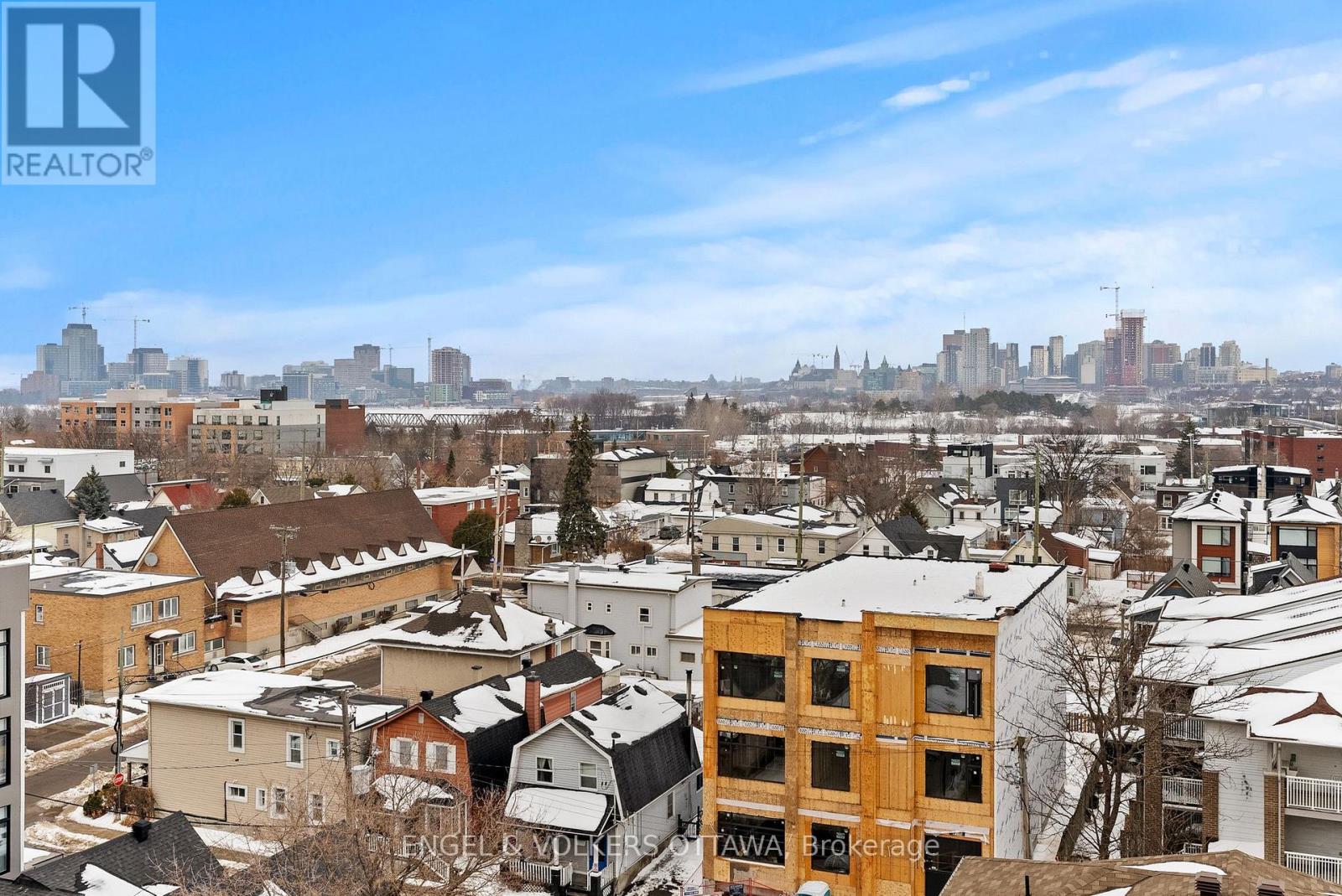 807 - 201 Parkdale Avenue