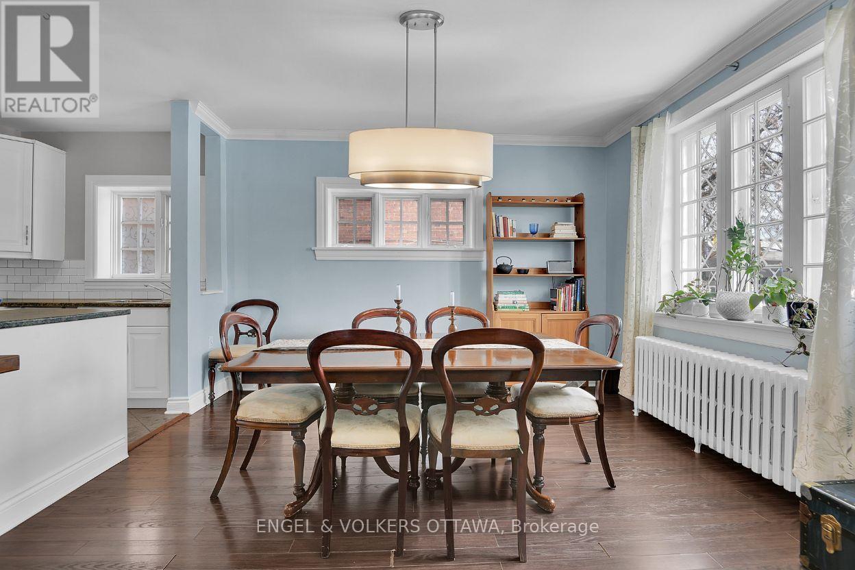 2 - 180 Augusta Street