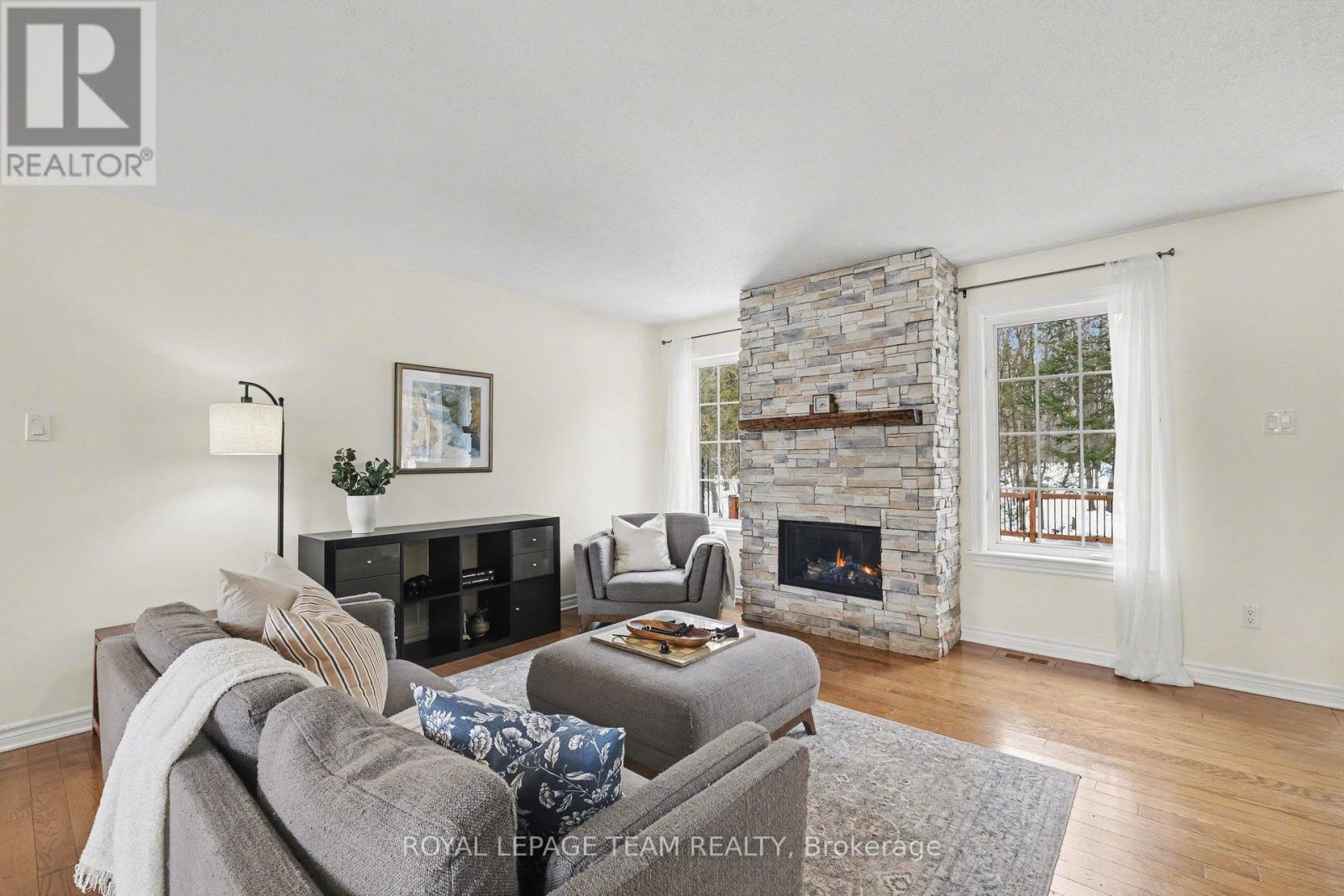 20 Cedar Rail Crescent