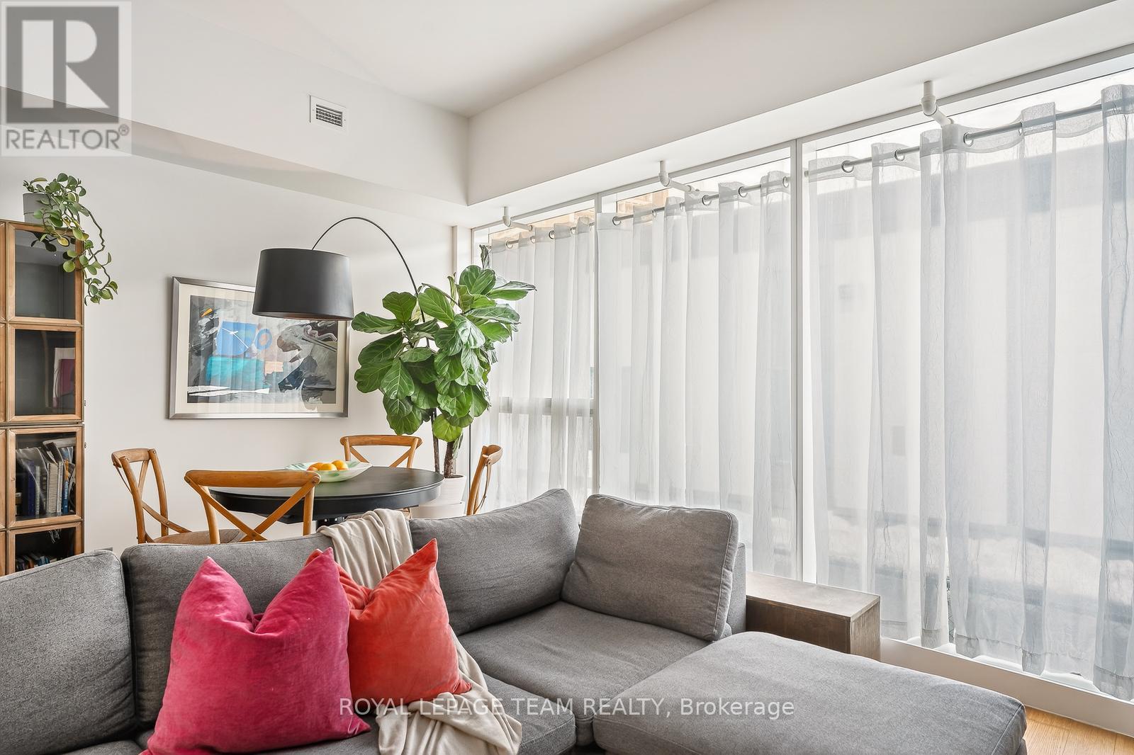 103 - 485 Richmond Road