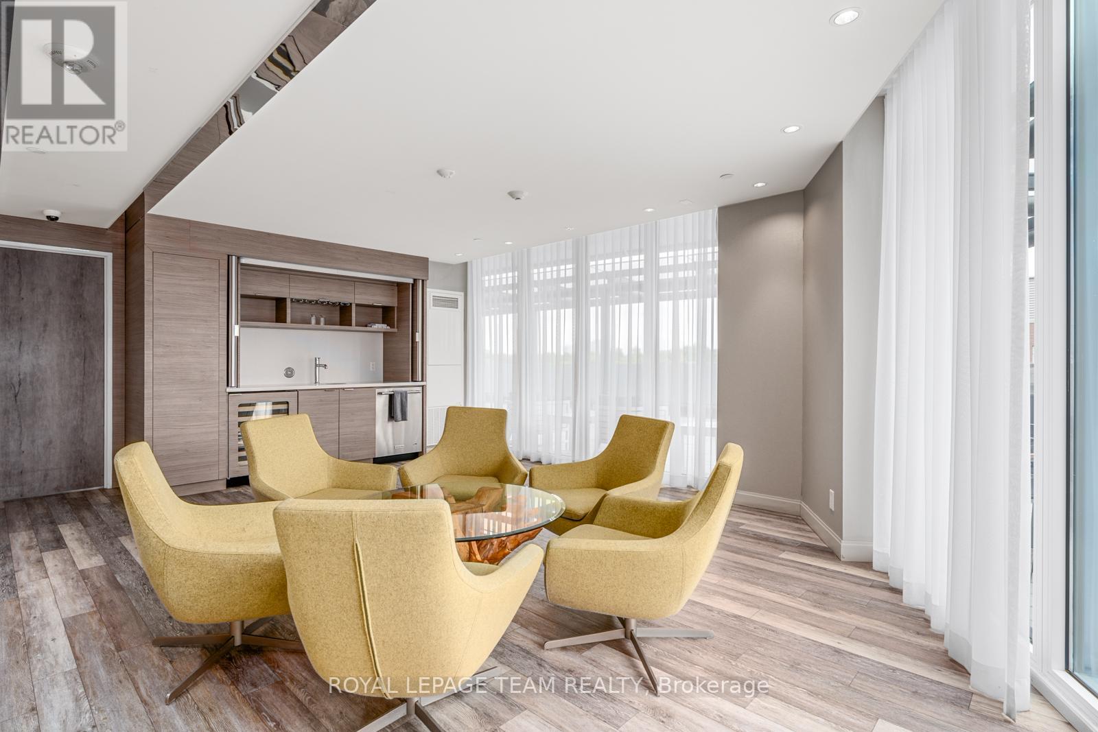 103 - 485 Richmond Road