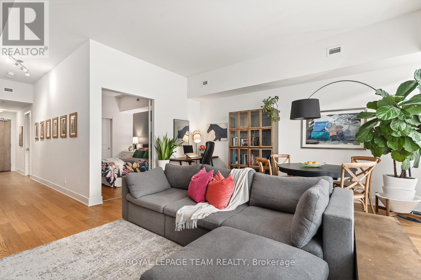 103 - 485 Richmond Road