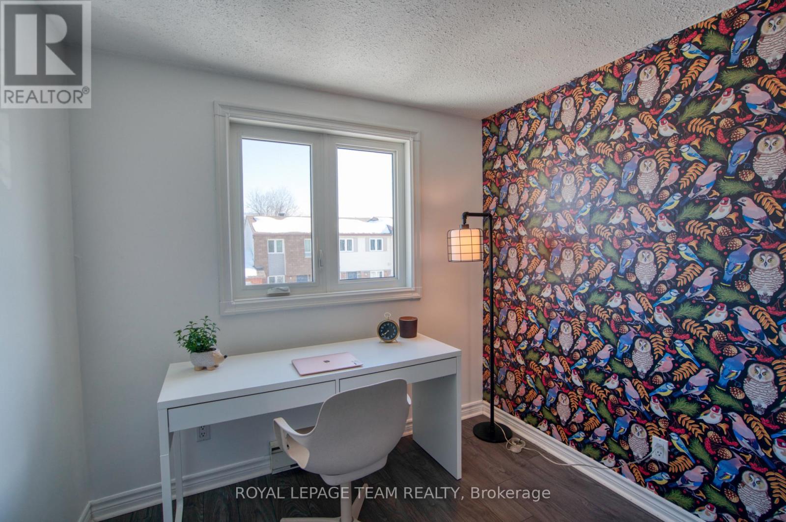 15 - 1302 Alness Court